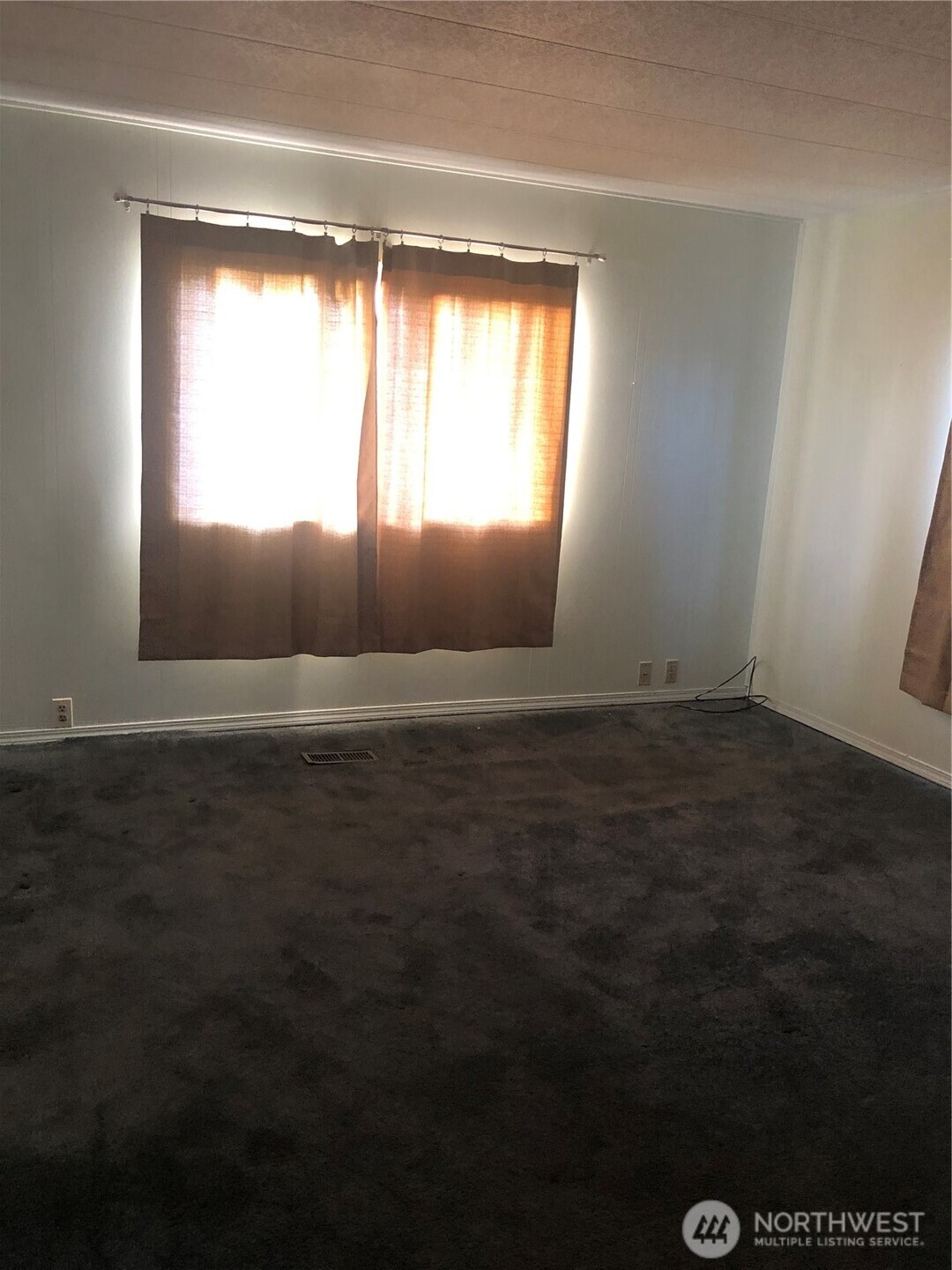 2410 Leisure Lane Property Photo 15