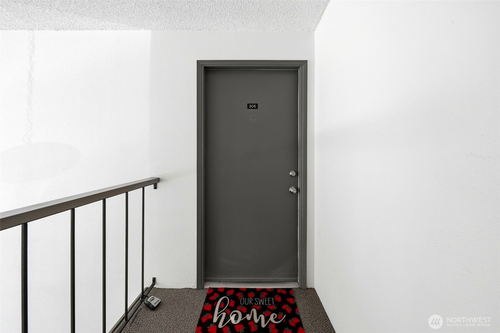 4641 W Lake Sammamish Parkway F305 Property Photo 5