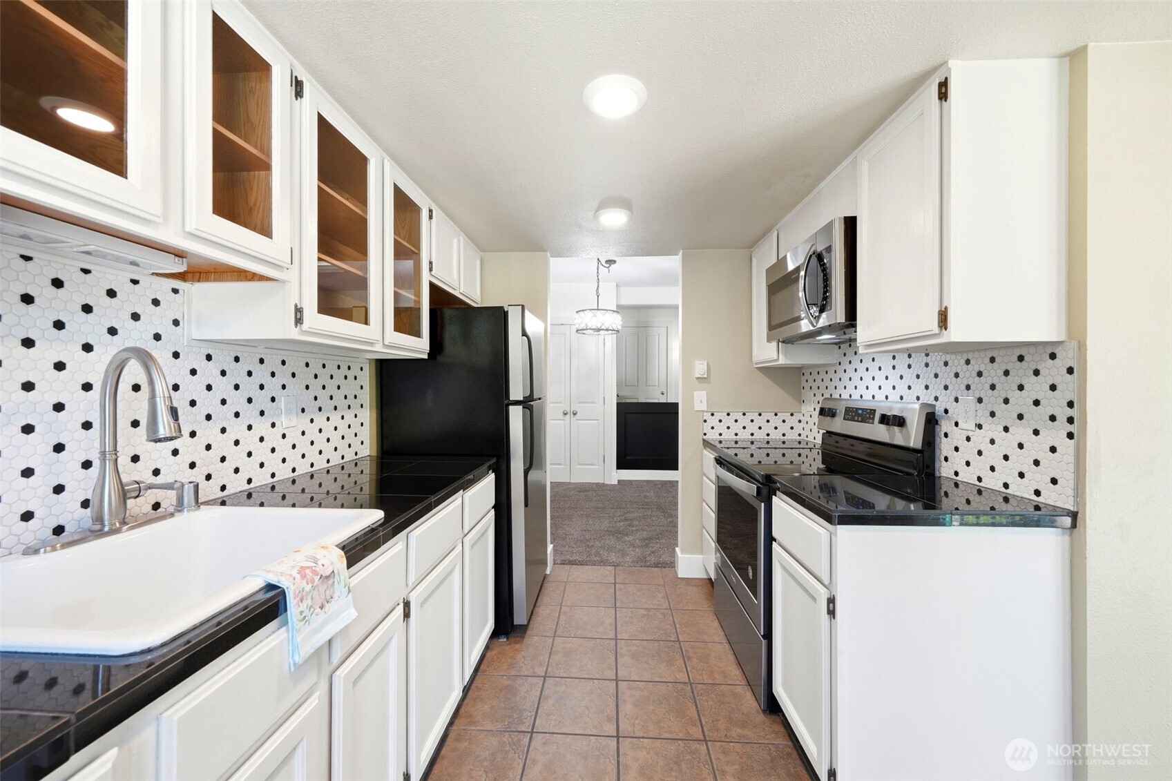 4641 W Lake Sammamish Parkway F305 Property Photo 10