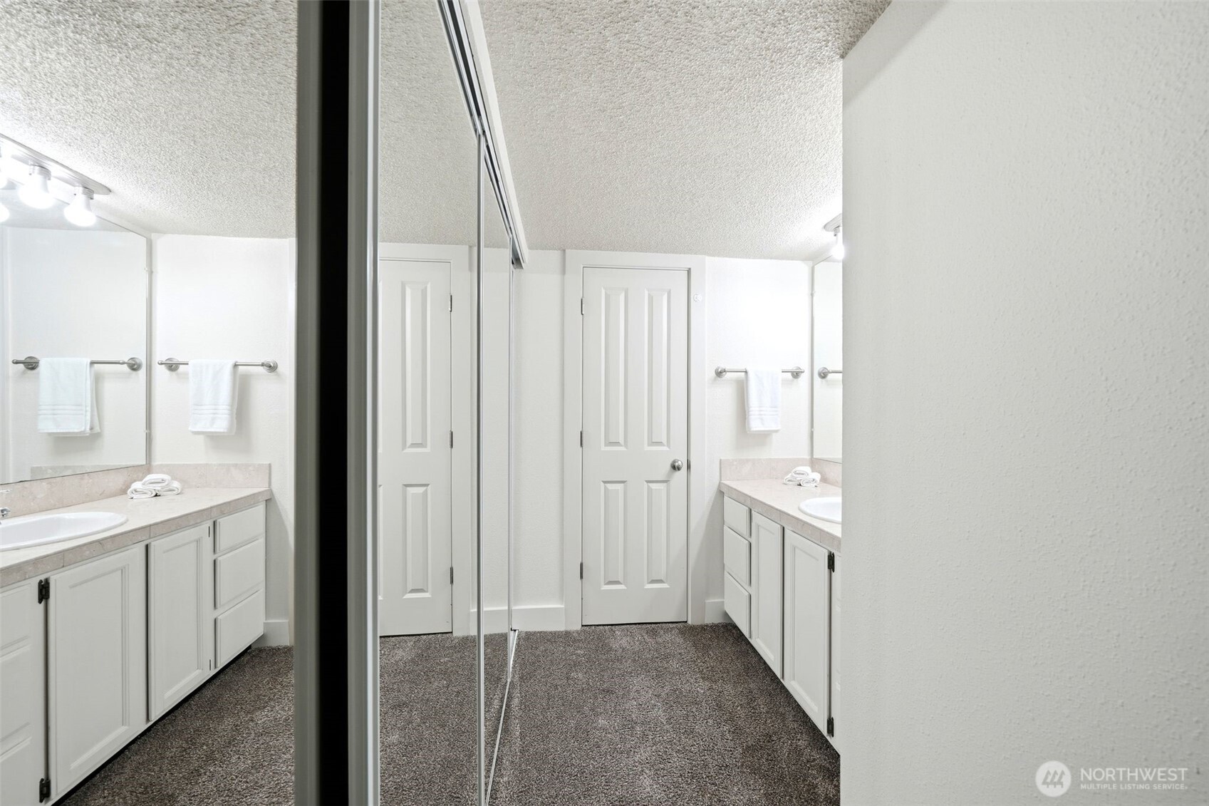 4641 W Lake Sammamish Parkway F305 Property Photo 23