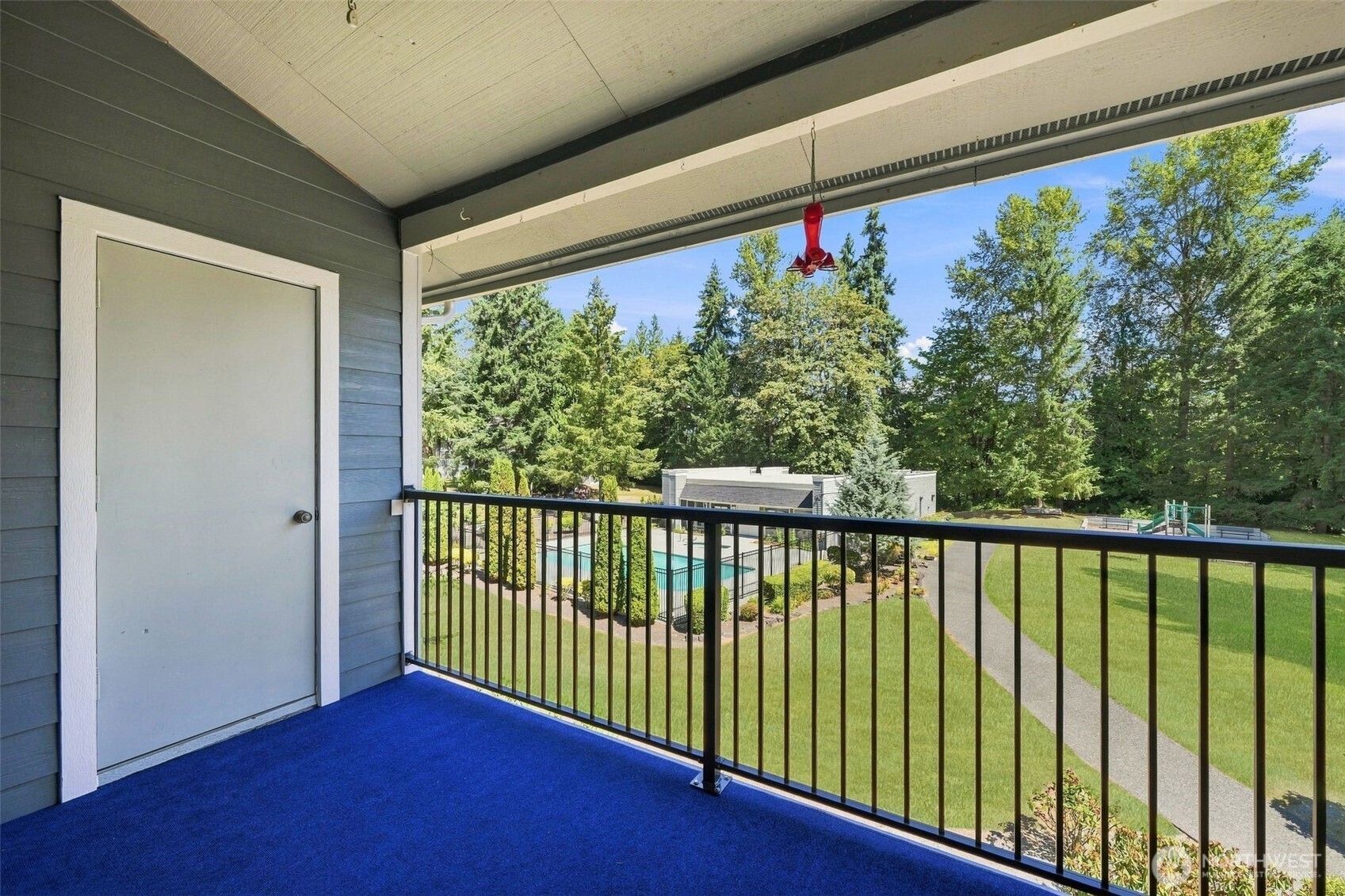4641 W Lake Sammamish Parkway F305 Property Photo 31
