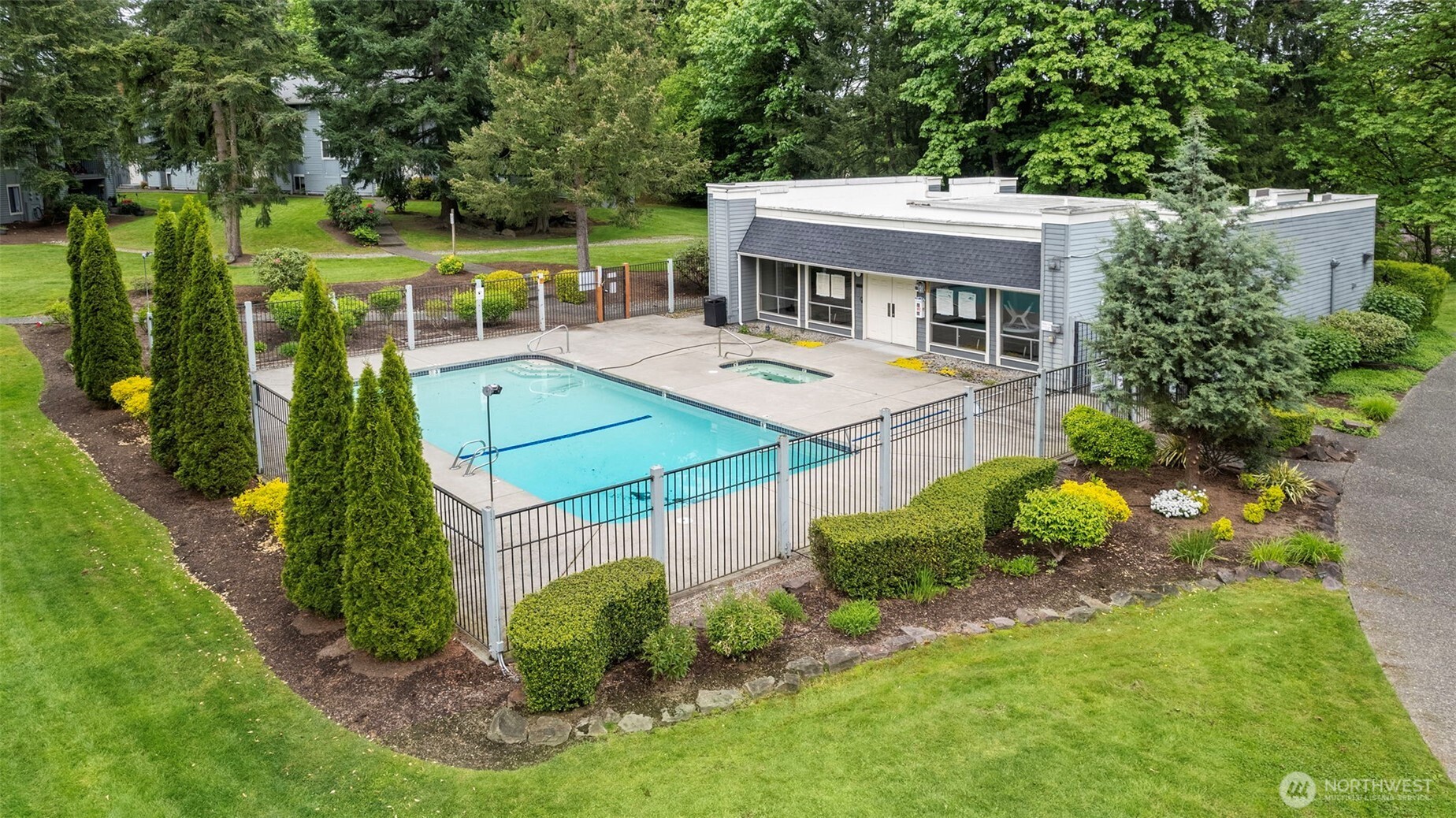 4641 W Lake Sammamish Parkway F305 Property Photo 33