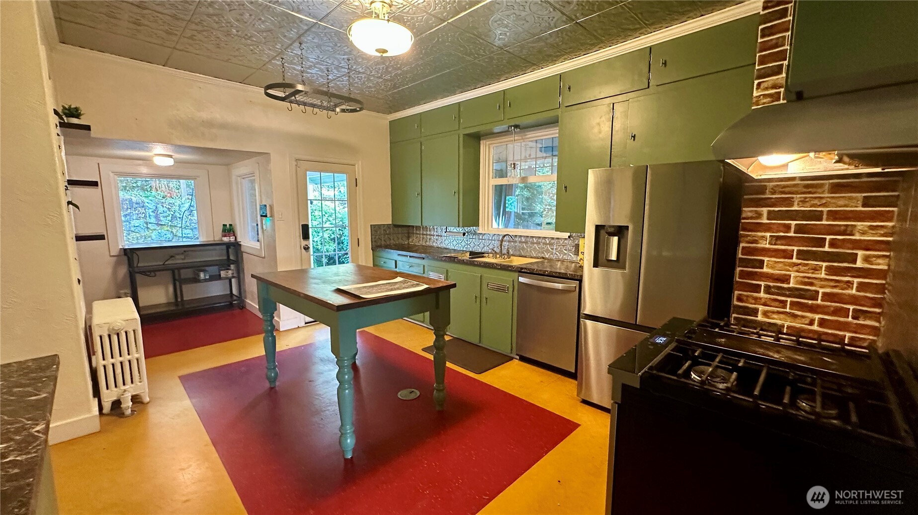 304 Scenic Way Property Photo 17