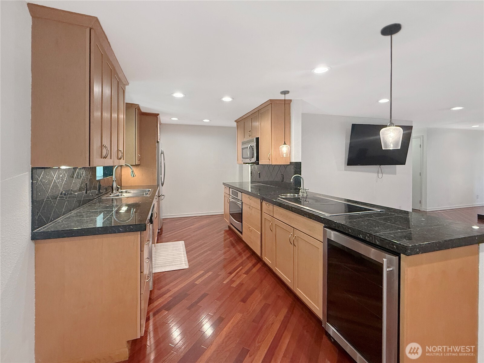 7947 Dunlin Court Property Photo 6