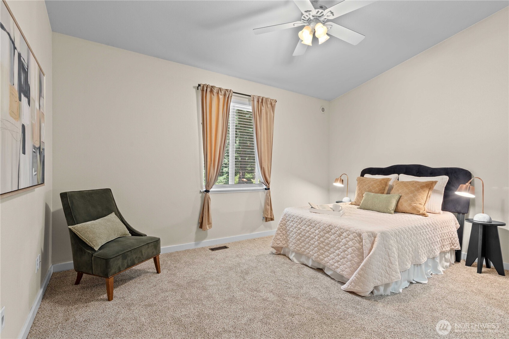 5007 86th Street Ct Property Photo 6