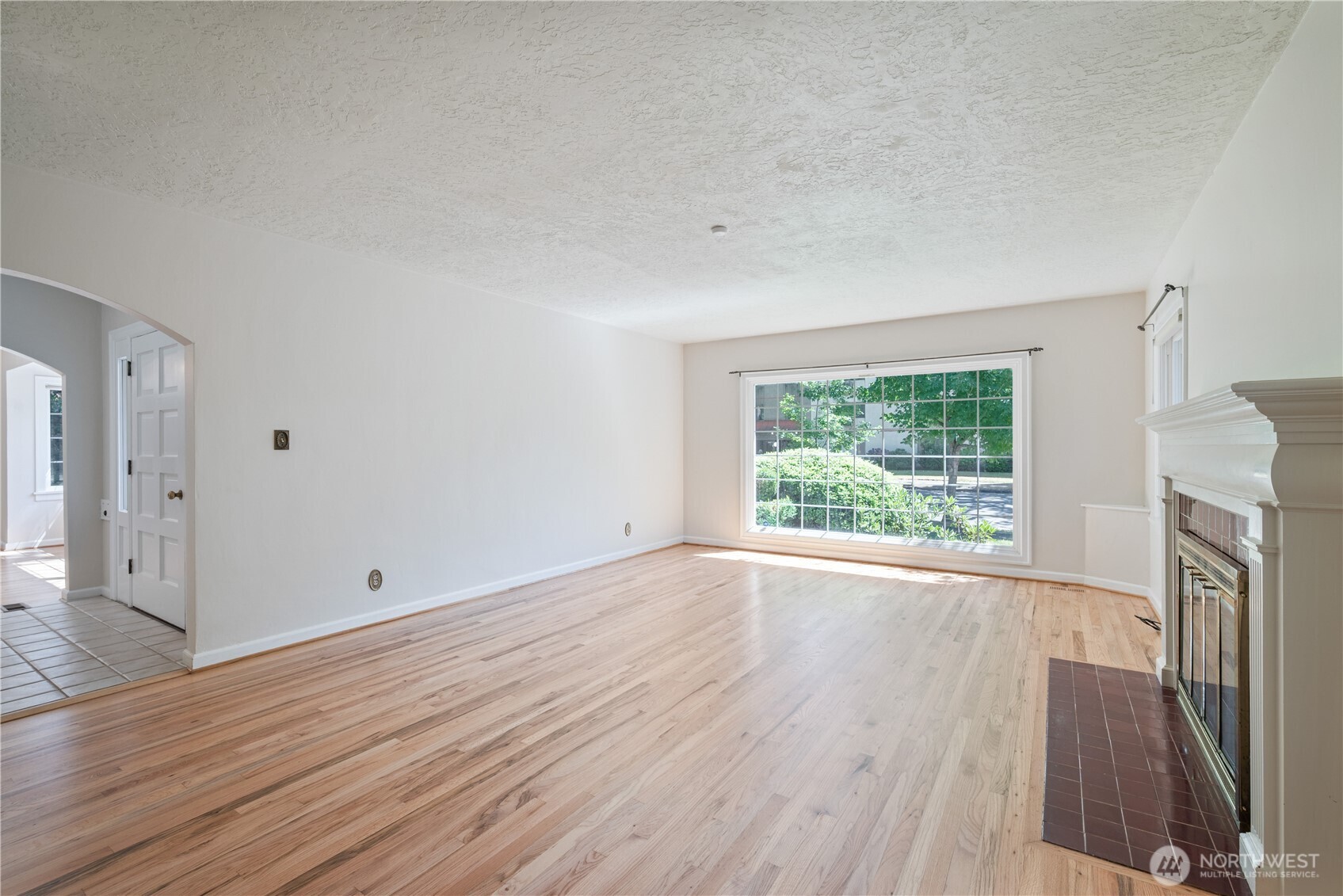 1327 18th Avenue Property Photo 6