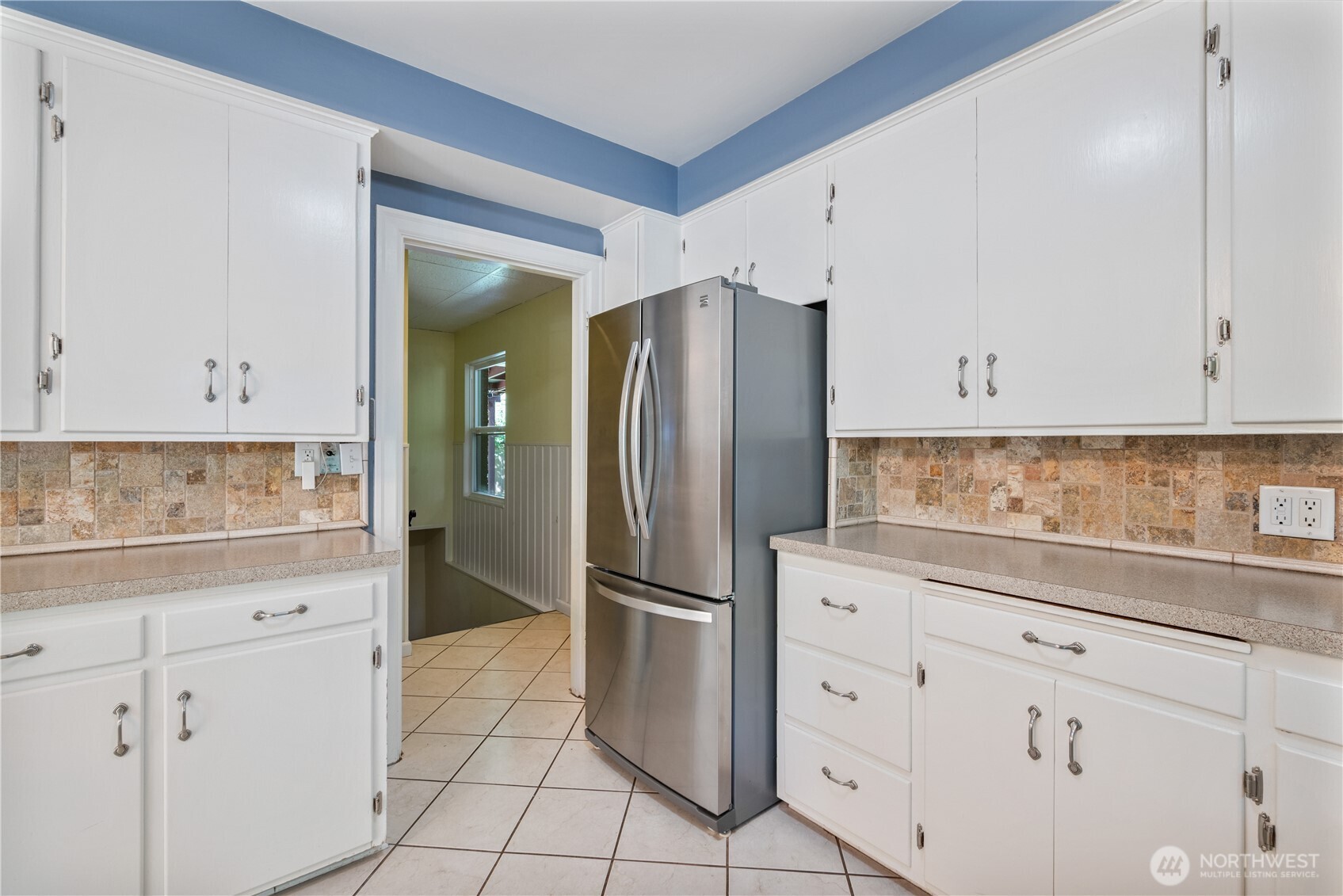 1327 18th Avenue Property Photo 11