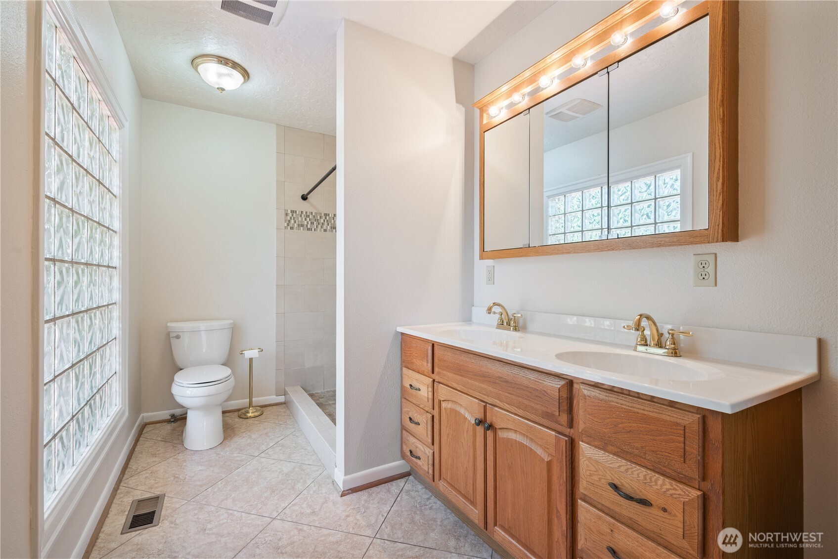 1327 18th Avenue Property Photo 15