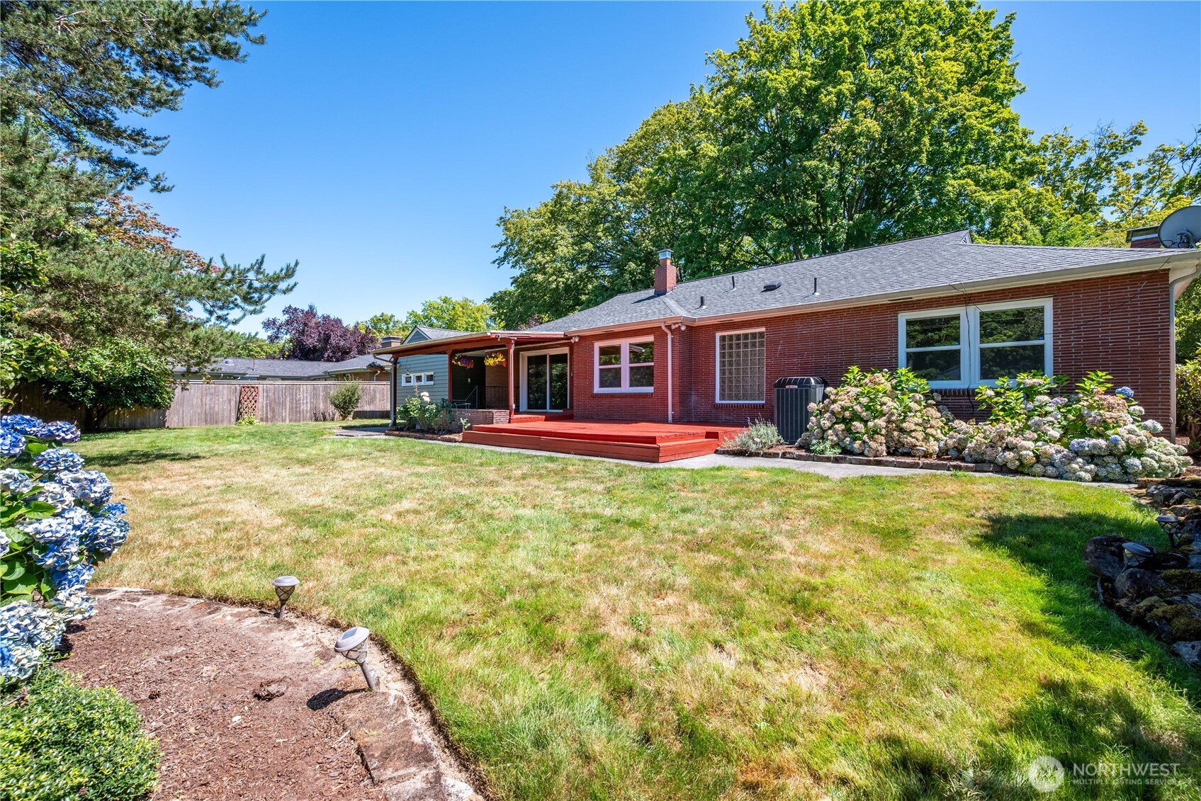 1327 18th Avenue Property Photo 37