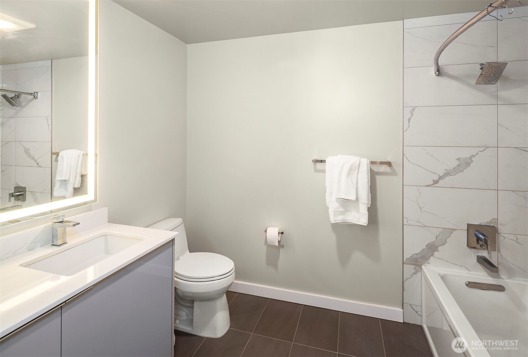 450 S Main Street 315 Property Photo 9
