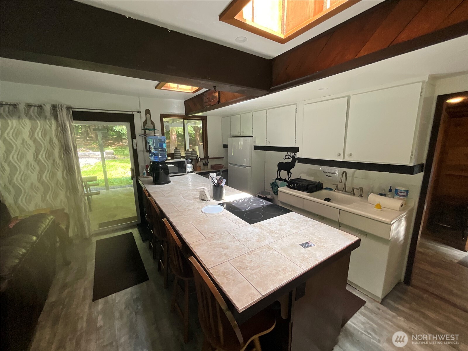 540 Nichols Road Property Photo 4
