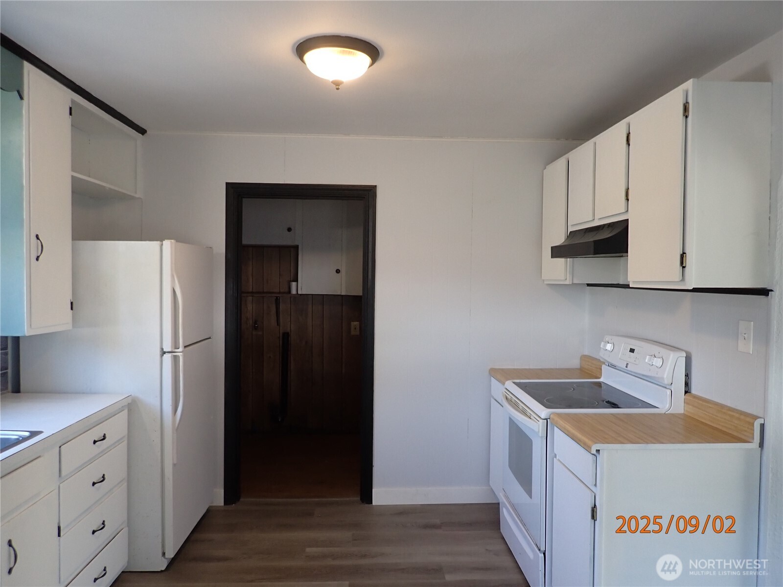 1317 W Market Street Property Photo 11