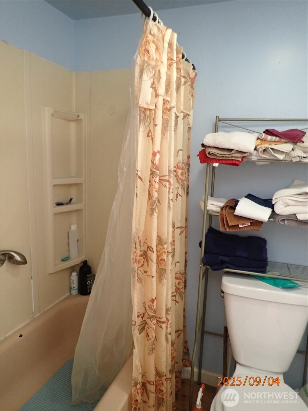 1317 W Market Street Property Photo 21