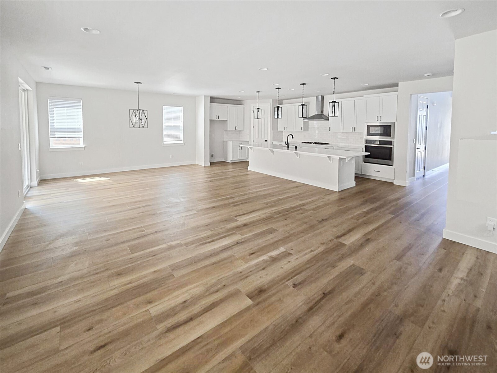 15005 Tyee Drive Property Photo 9