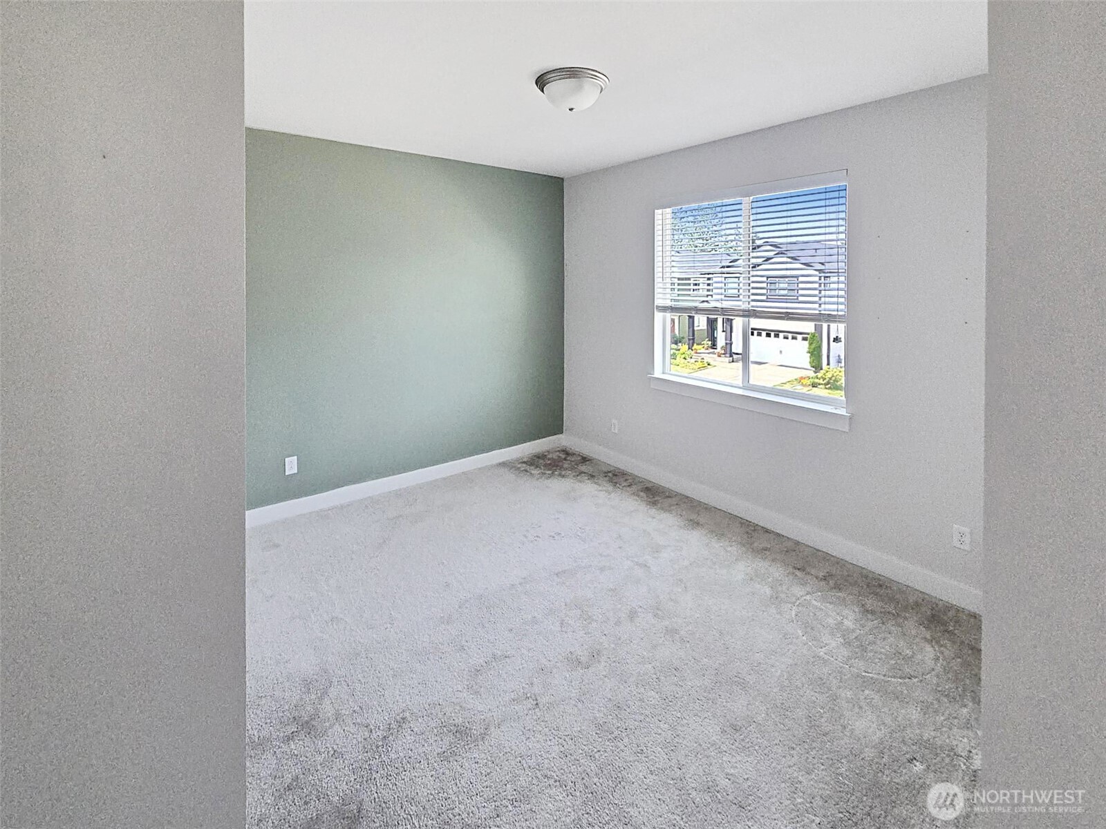 15005 Tyee Drive Property Photo 14