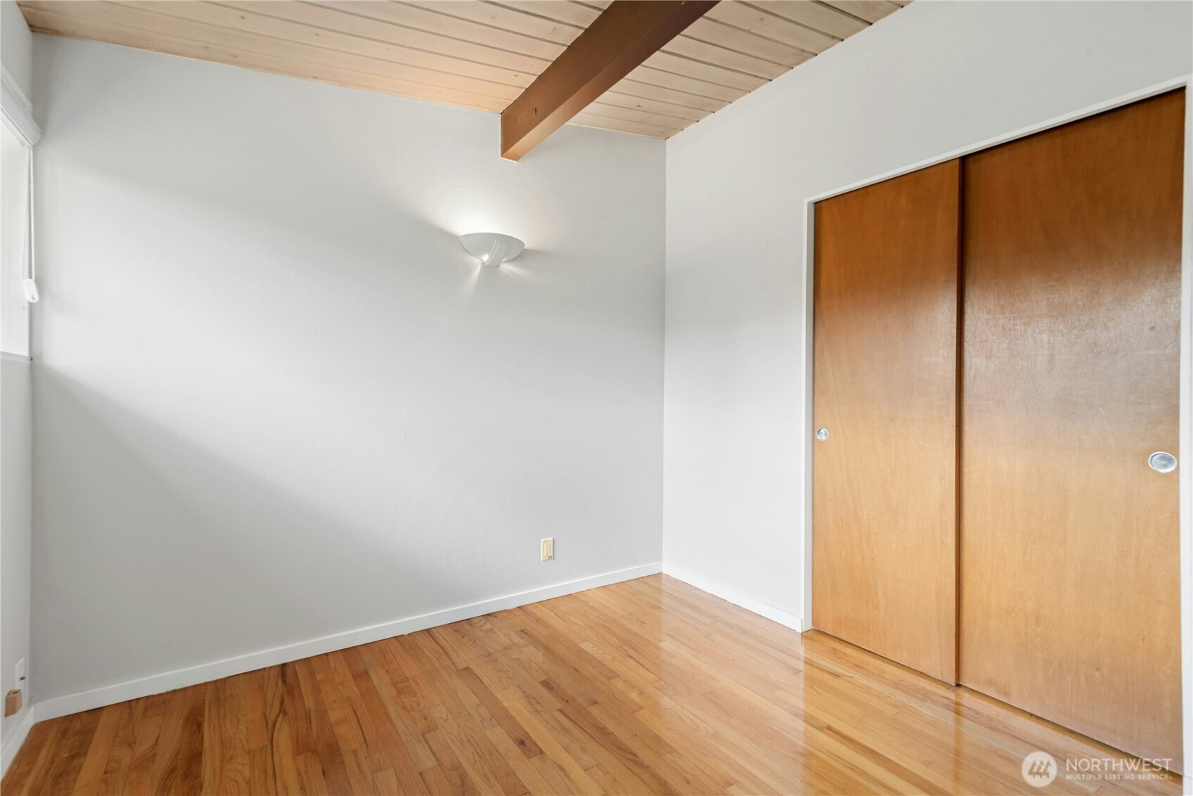 12017 93rd Avenue Property Photo 14