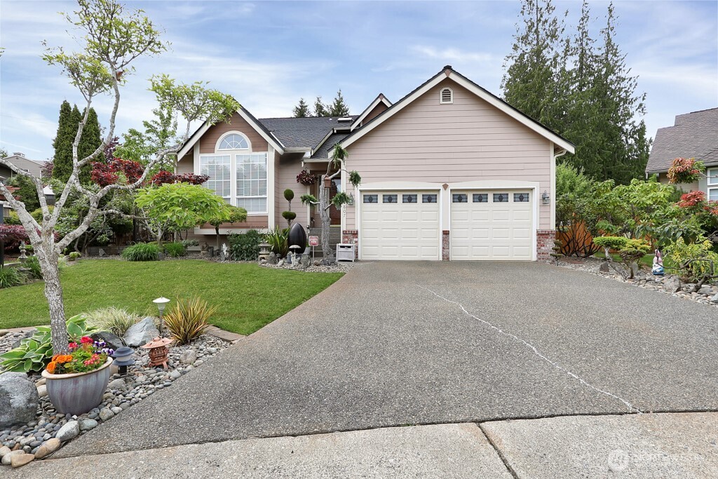 30807 1st Place Property Photo 1