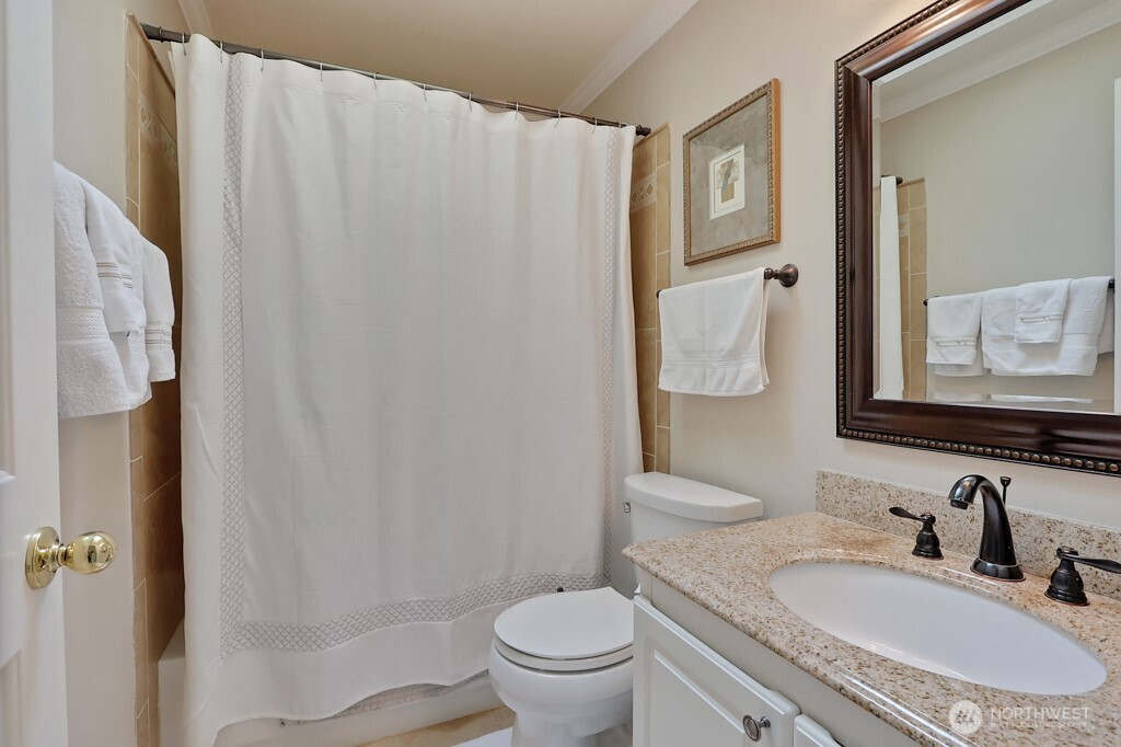 30807 1st Place Property Photo 15