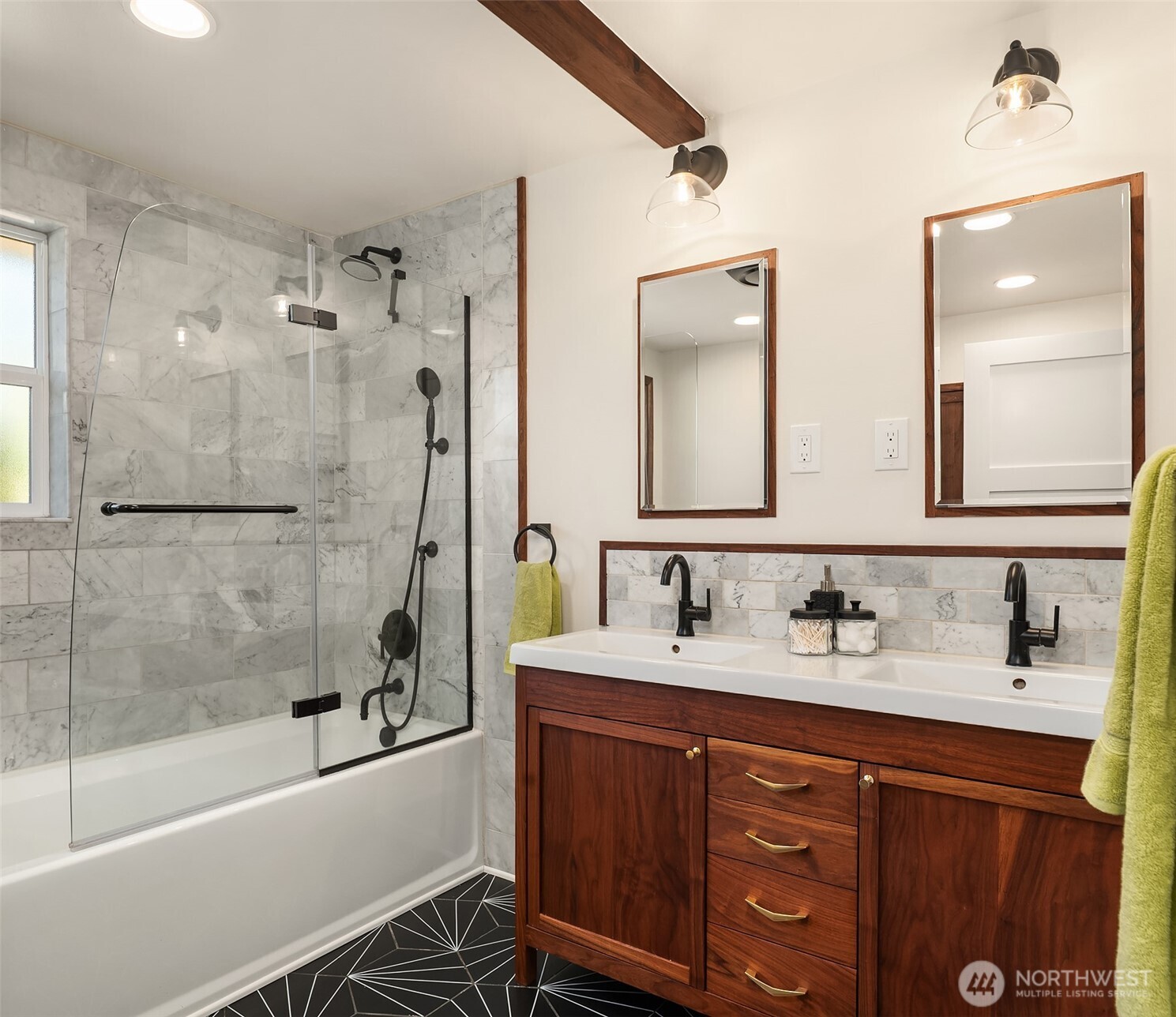 17914 50th Avenue Property Photo 9