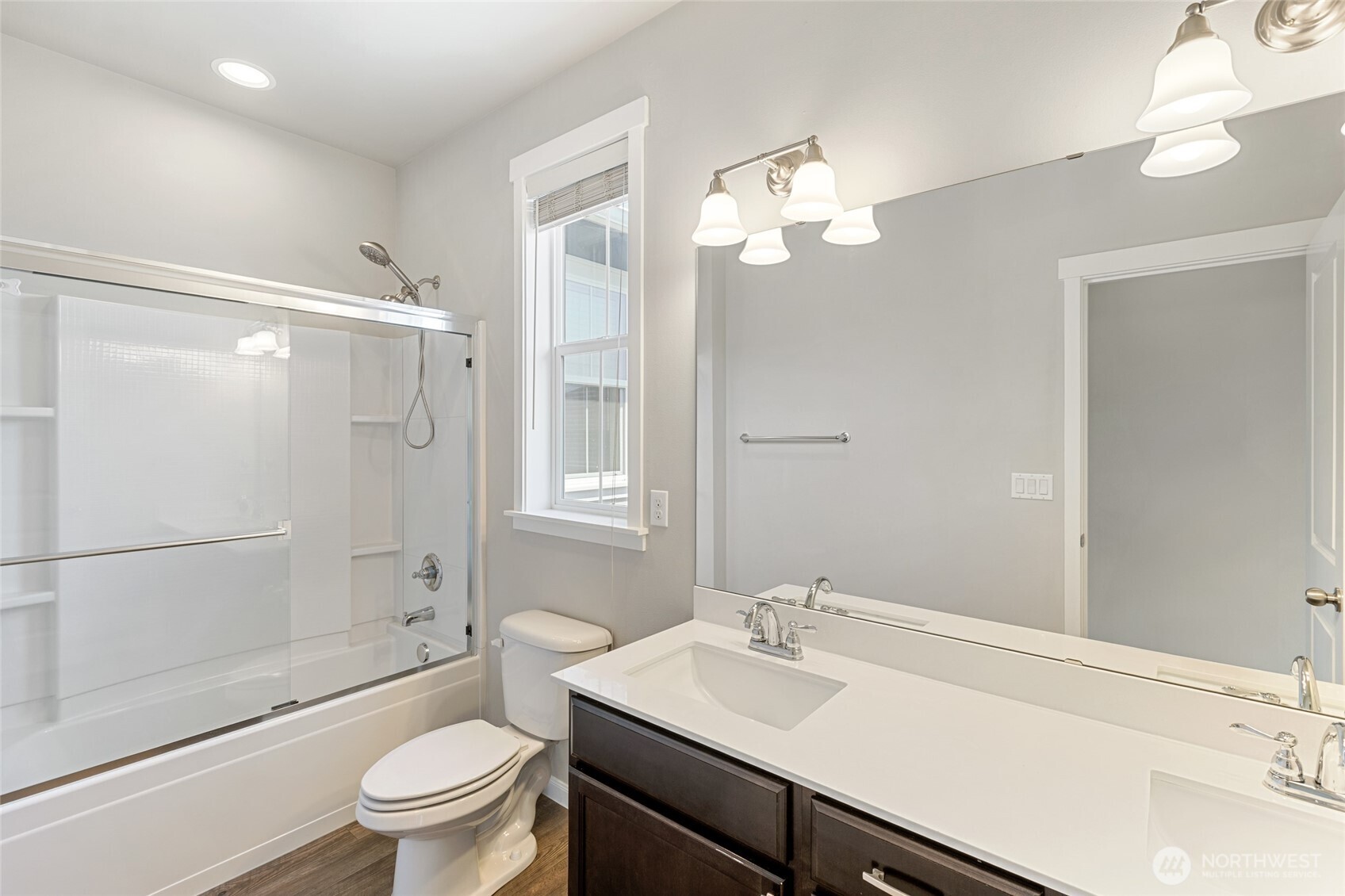 2412 Ne Boulderstone Court Property Photo 19
