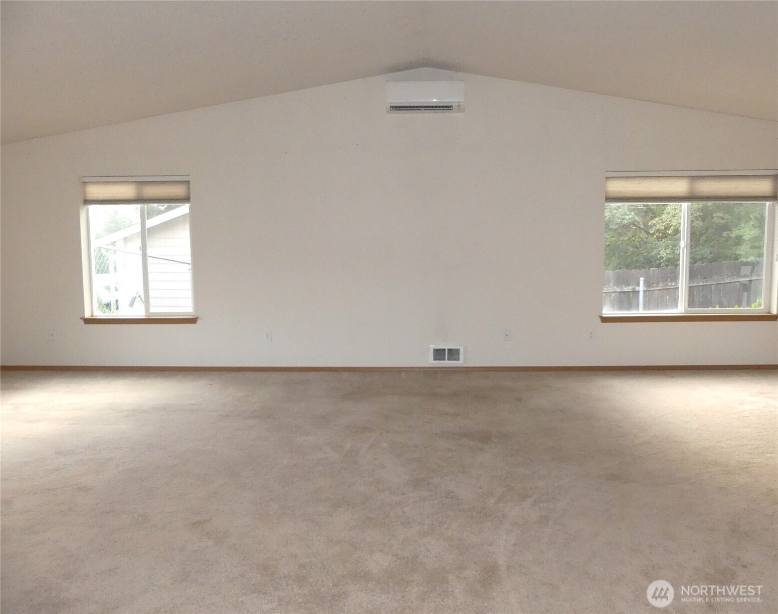 1320 Ashland Street Property Photo 5