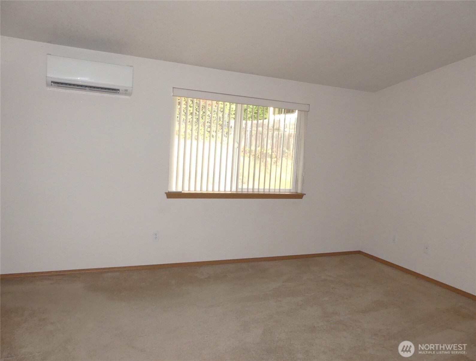 1320 Ashland Street Property Photo 9
