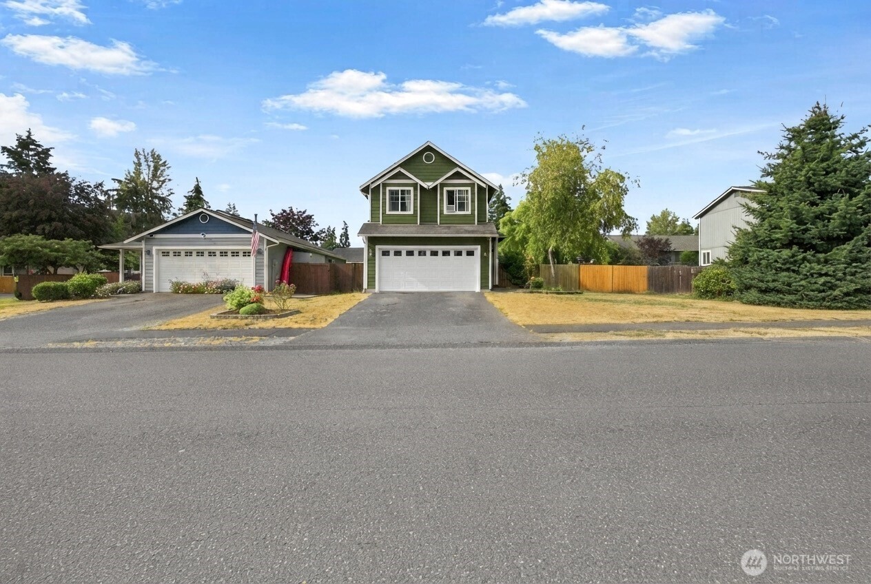 2309 157th Court Property Photo 4