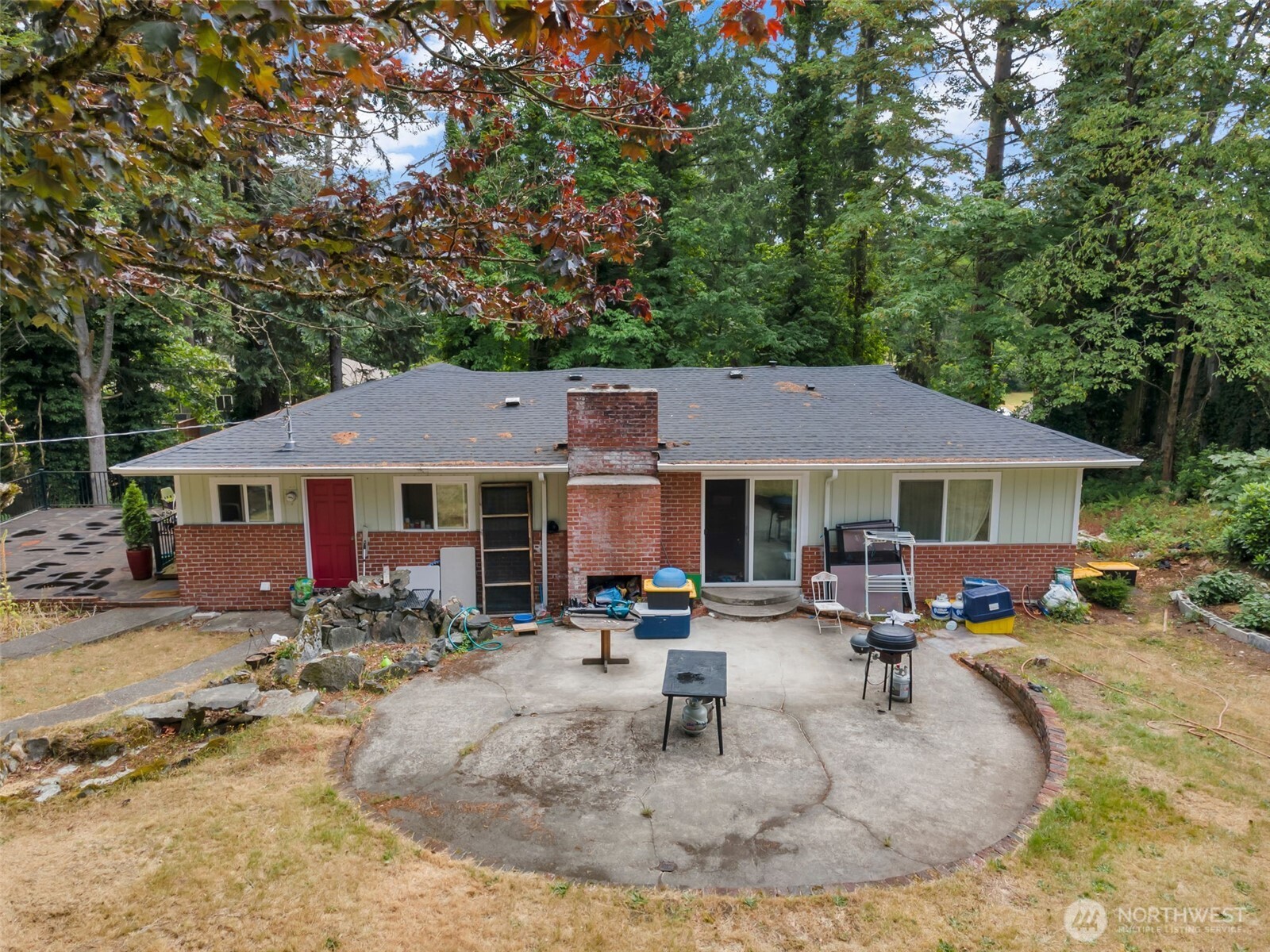 18929 Highway 99 Property Photo 3