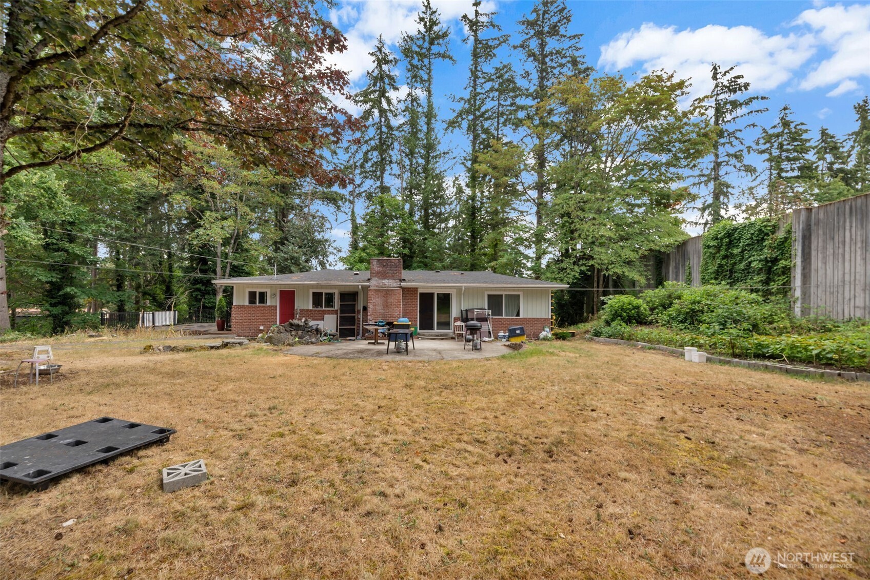 18929 Highway 99 Property Photo 8