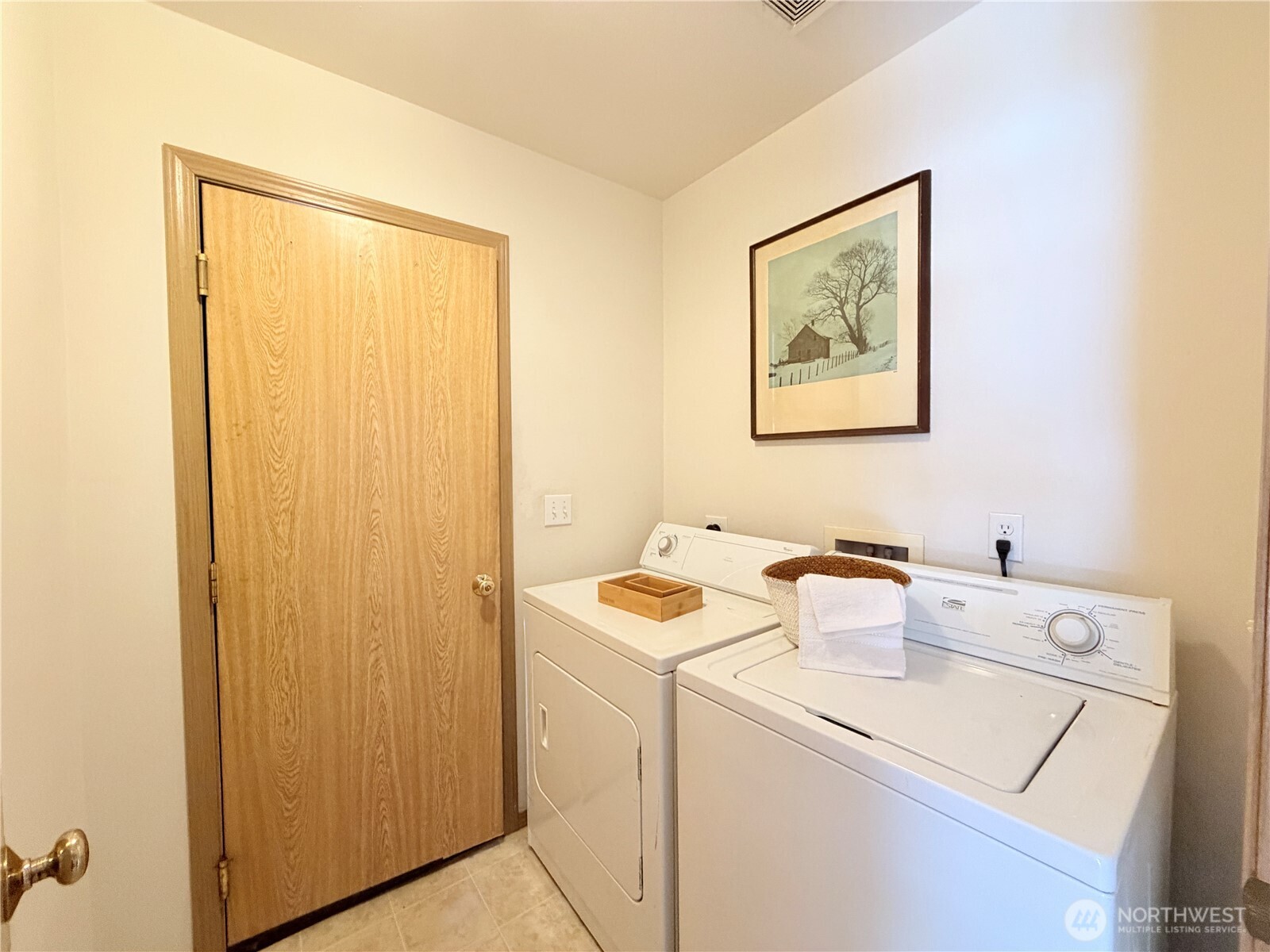 226 166th St E Property Photo 11