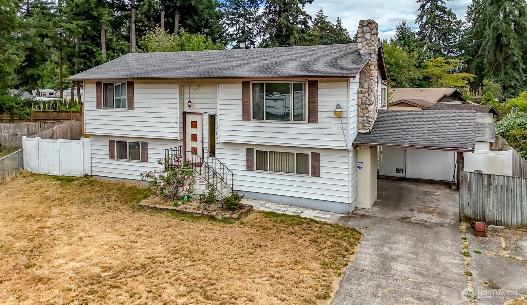 1134 156th Street Property Photo 4