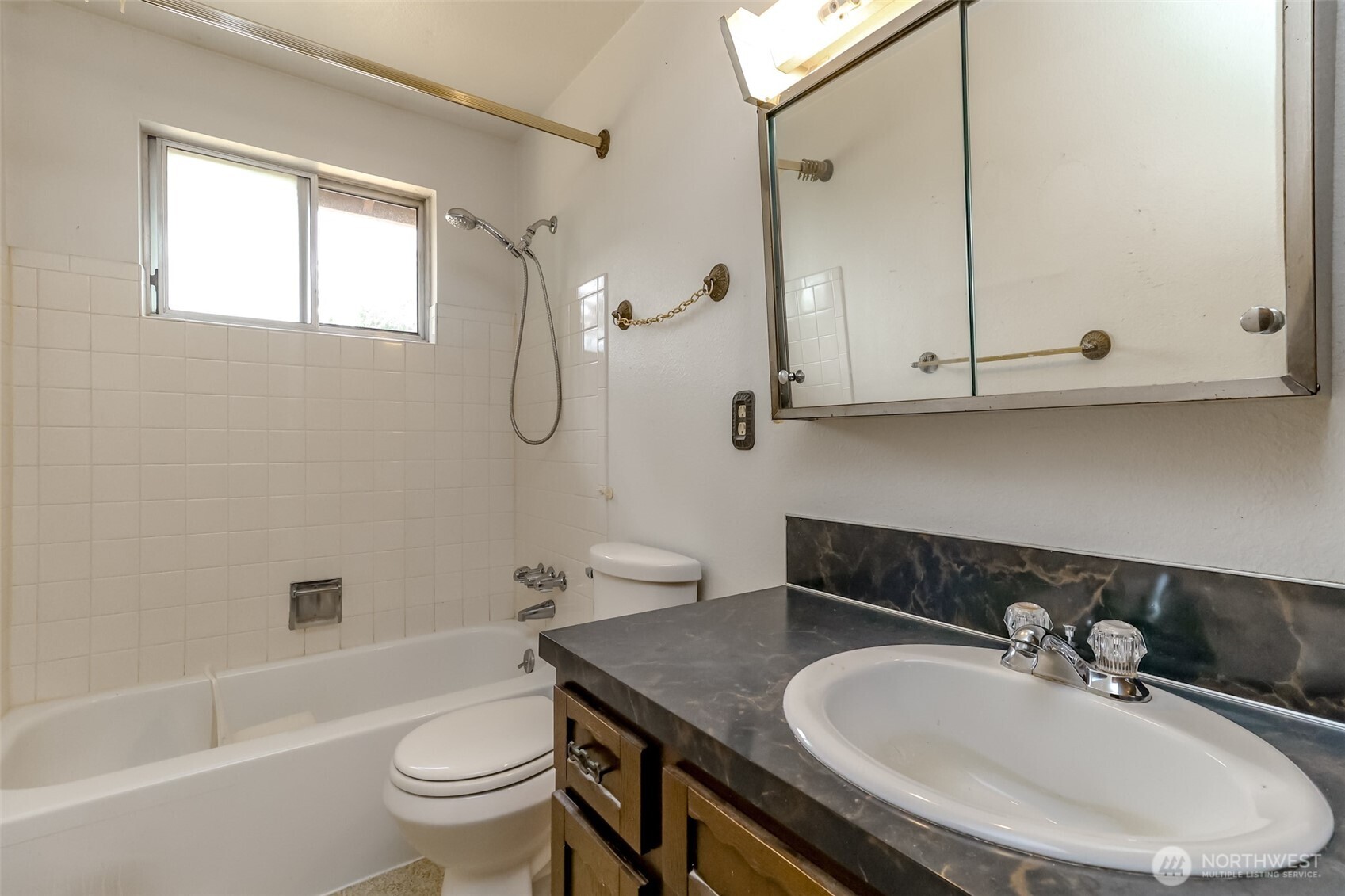 1134 156th Street Property Photo 12