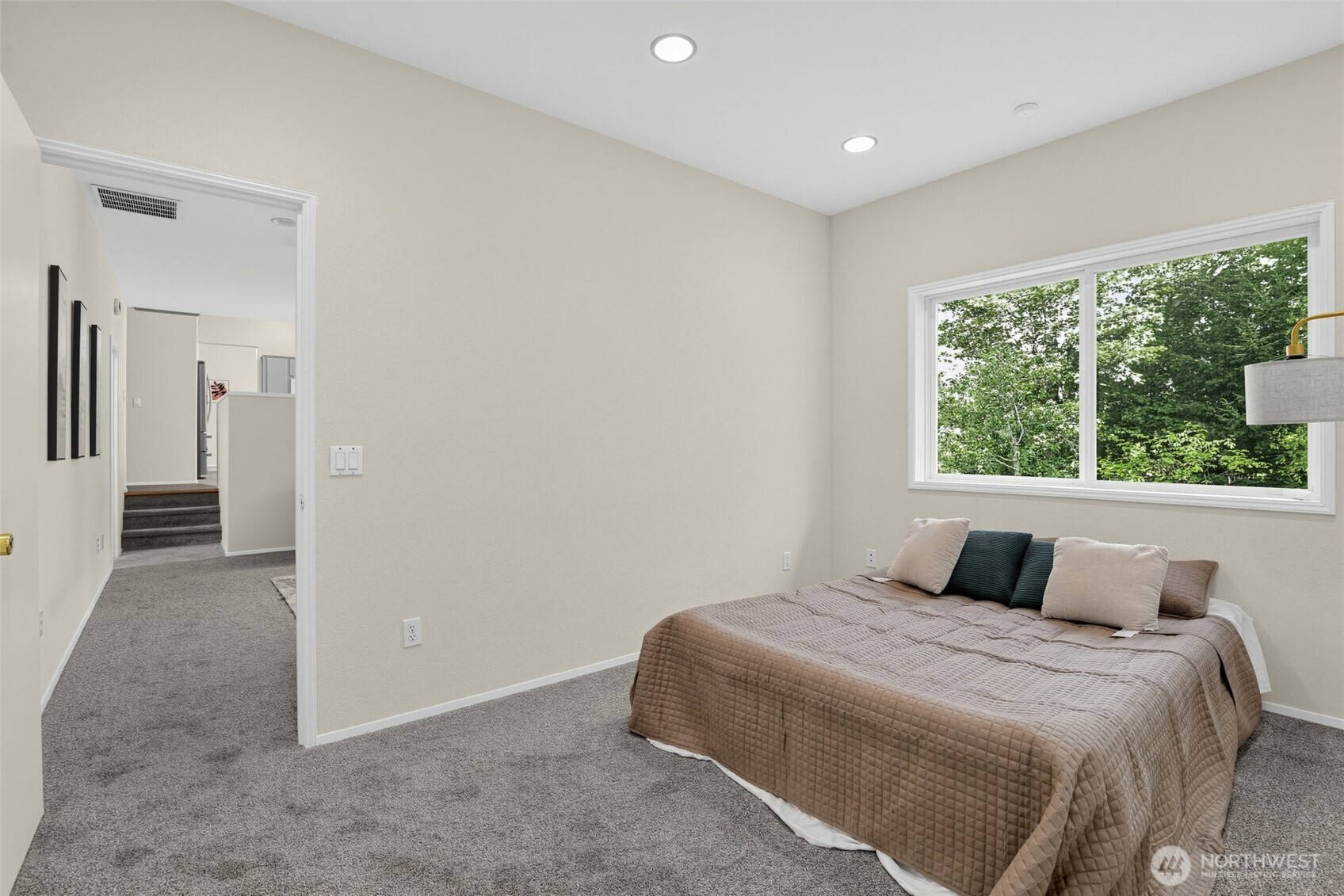 844 Holbeck Drive Property Photo 33