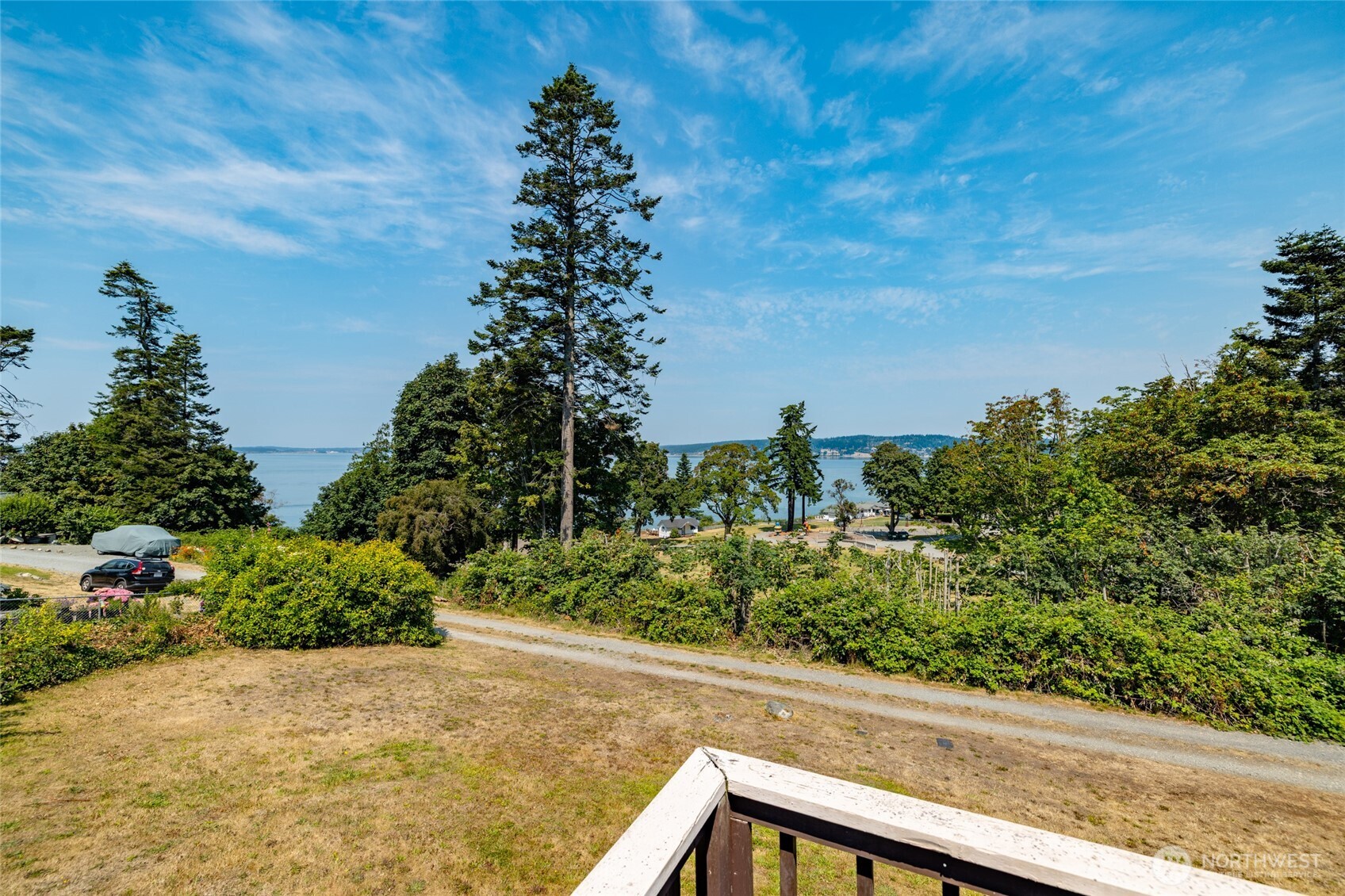 881 Rocky Point Drive Property Photo 8