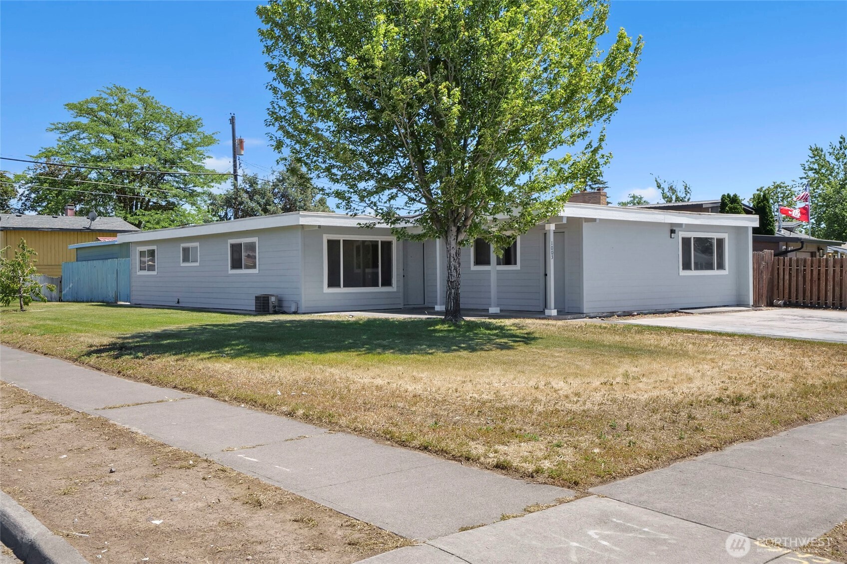1003 S Evergreen Drive Property Photo 1