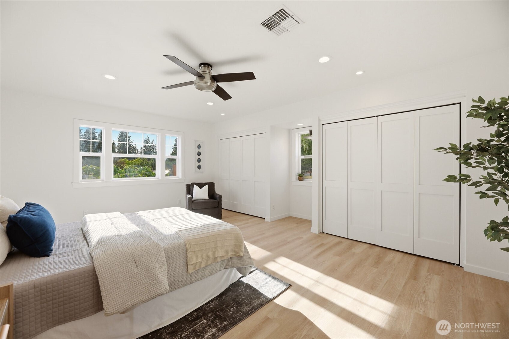 23105 32nd Avenue Property Photo 14