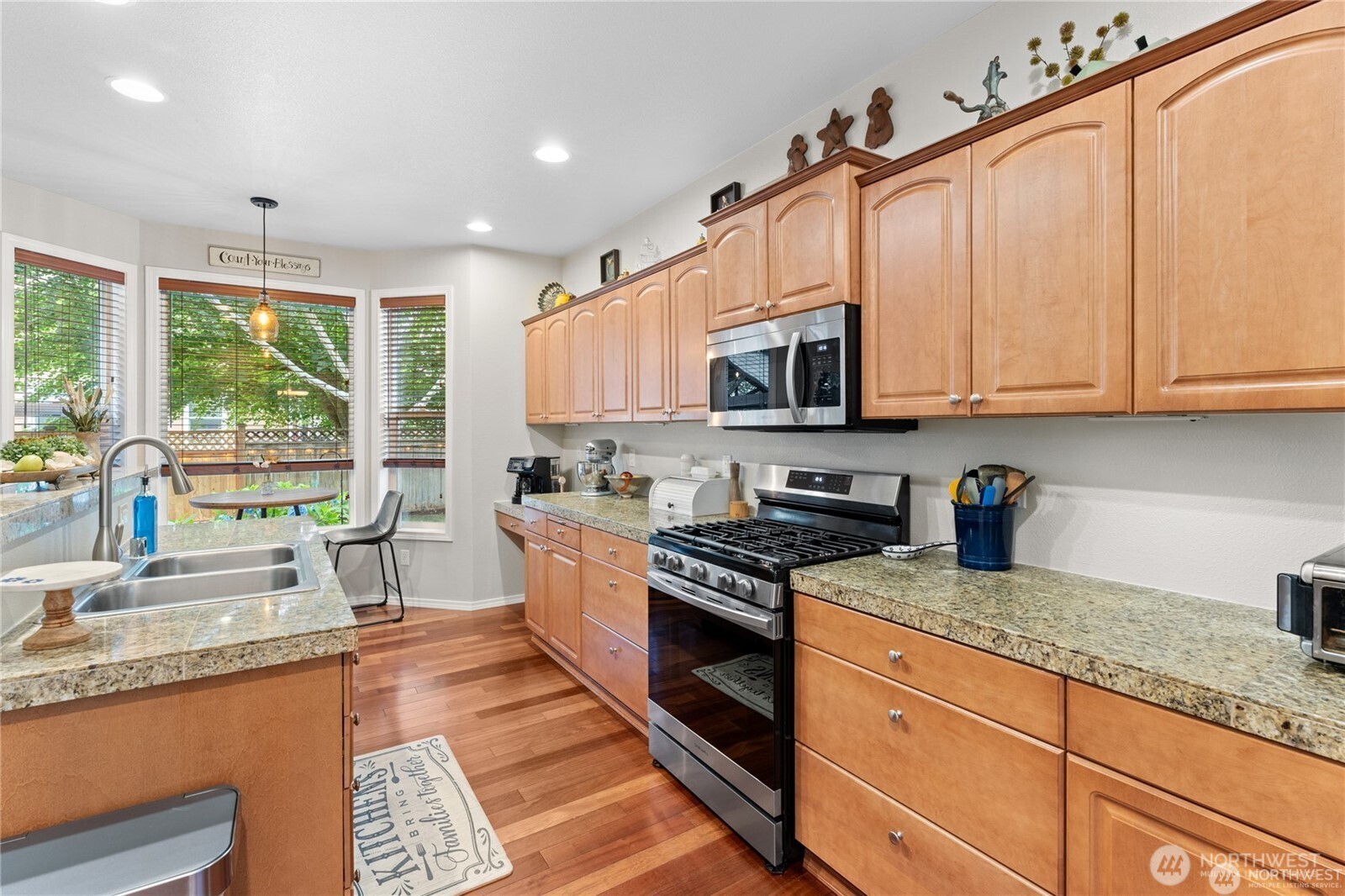7123 Prism Street Property Photo 5