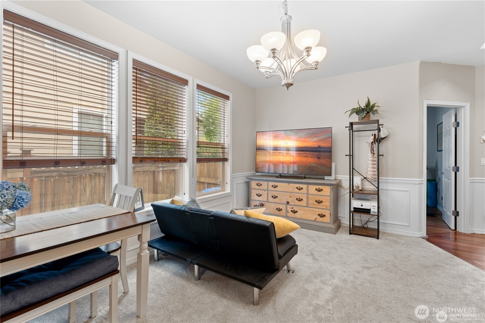 7123 Prism Street Property Photo 10