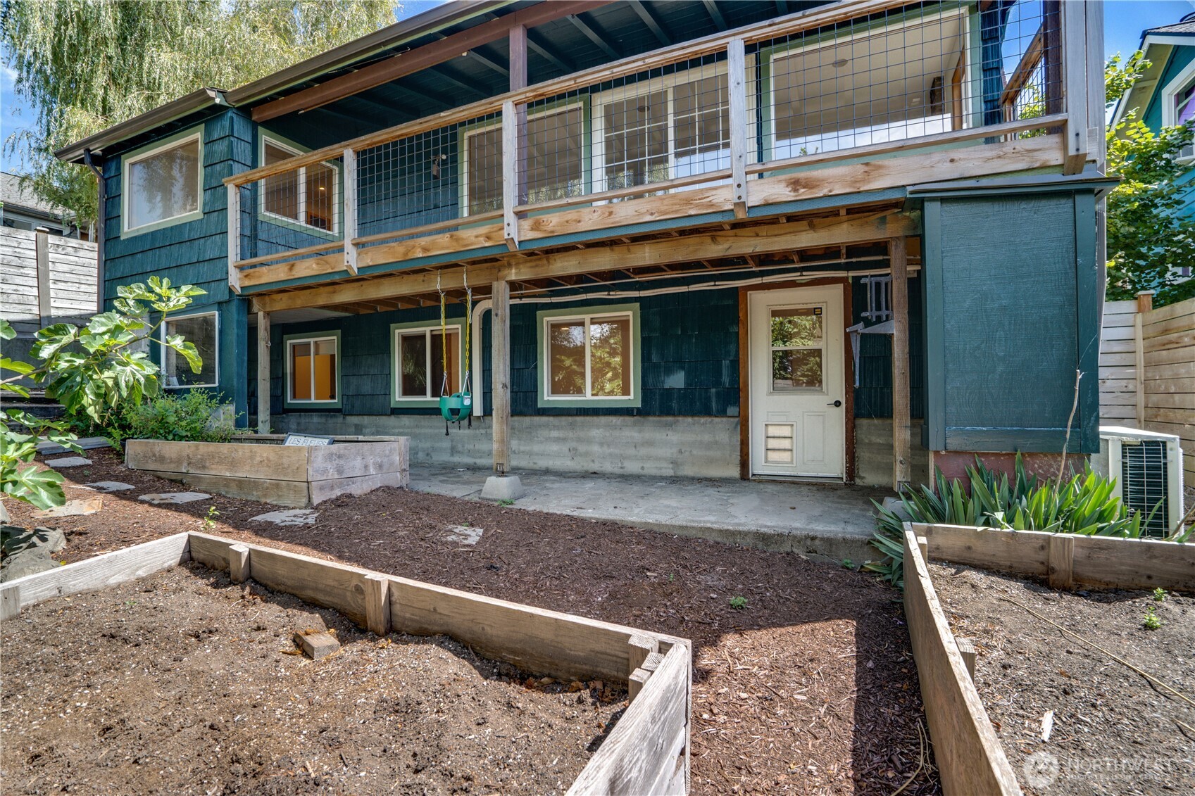 1127 Perry Avenue Property Photo 29