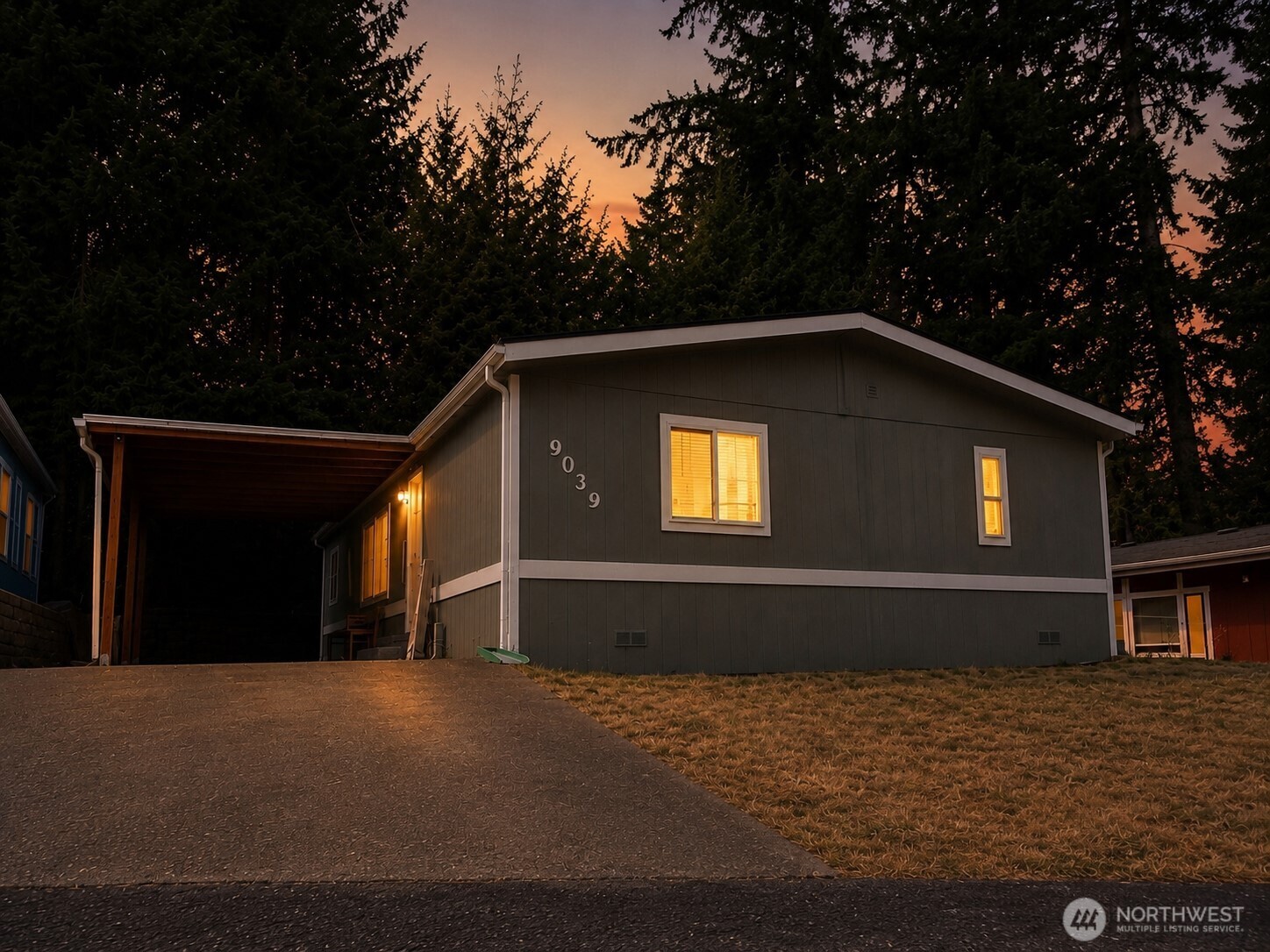9039 Steele Creek Loop Property Photo 1