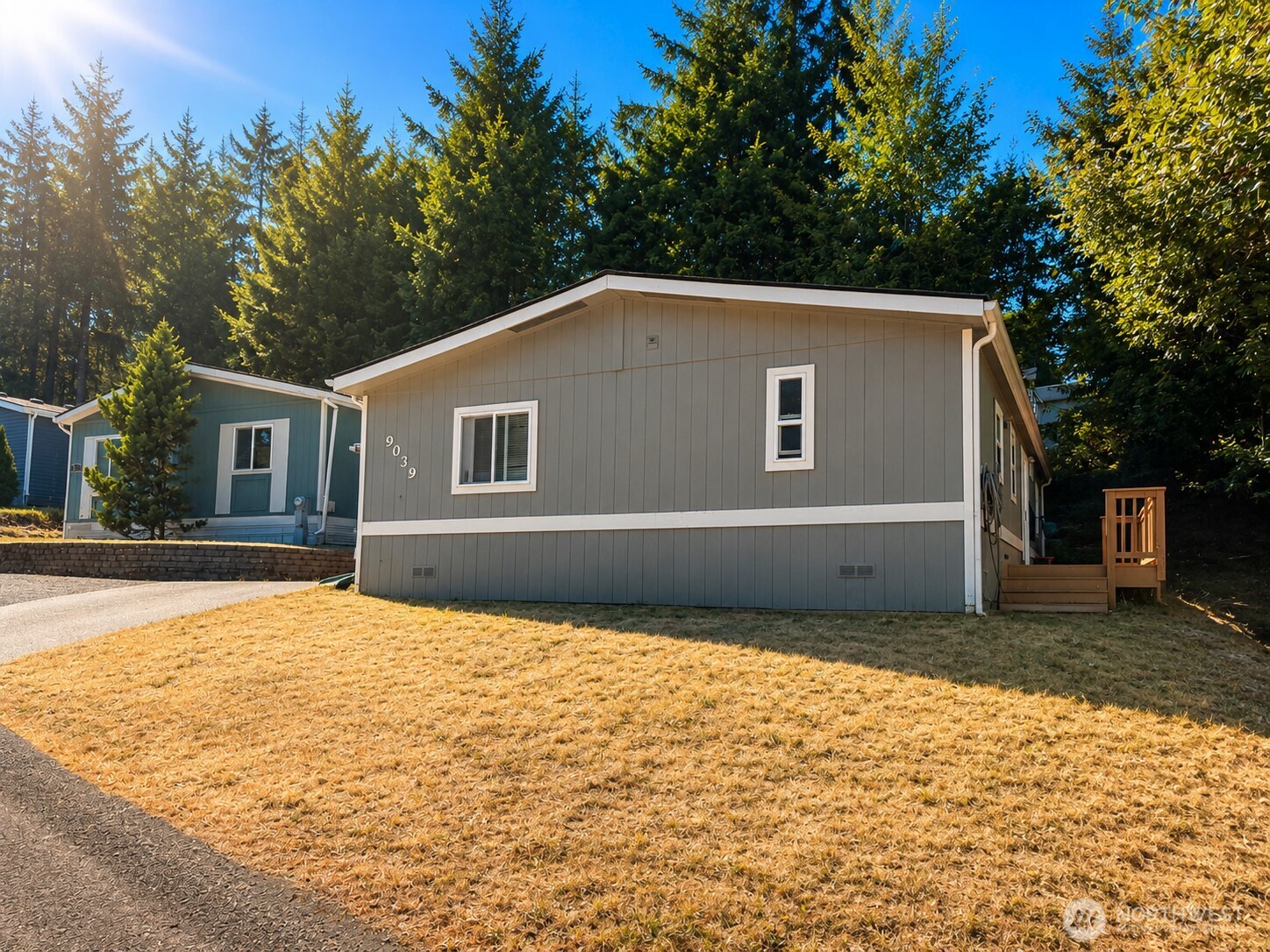 9039 Steele Creek Loop Property Photo 2