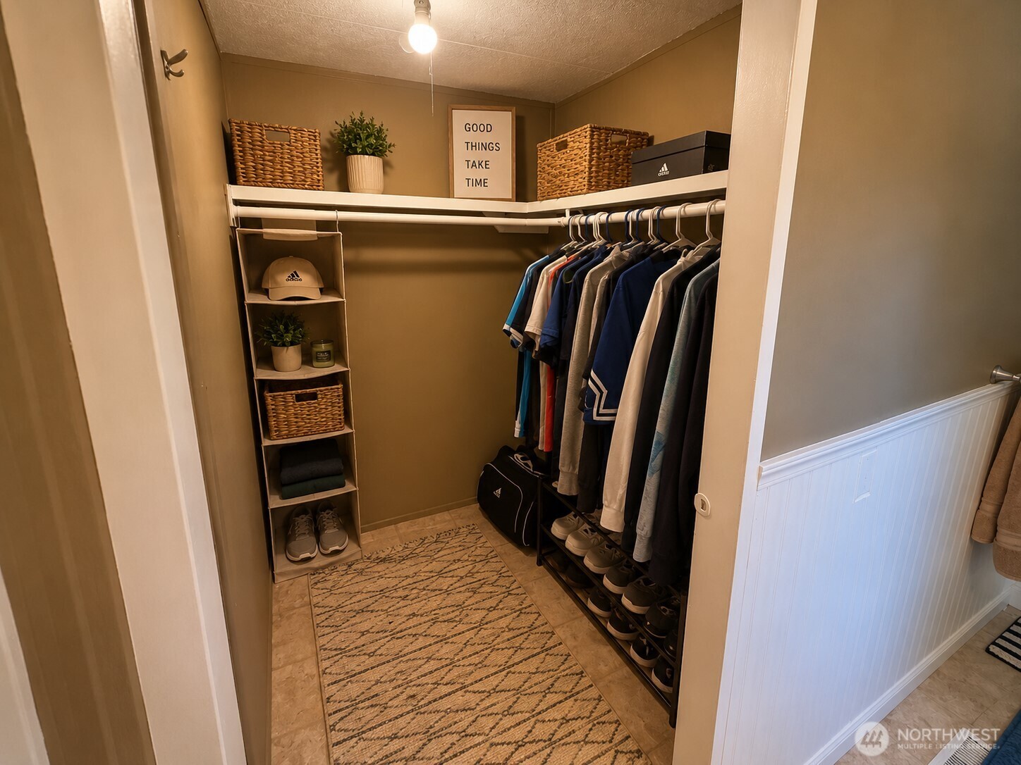 9039 Steele Creek Loop Property Photo 13