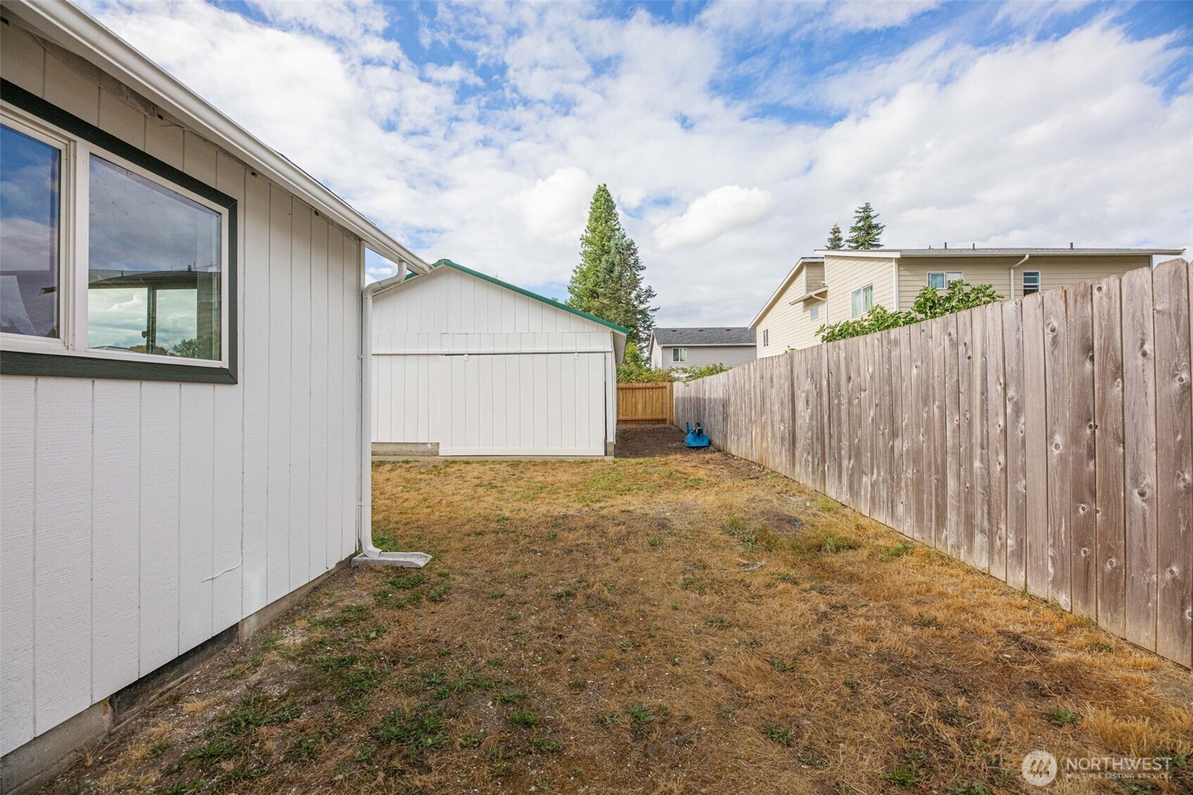 303 Fir Avenue Property Photo 14
