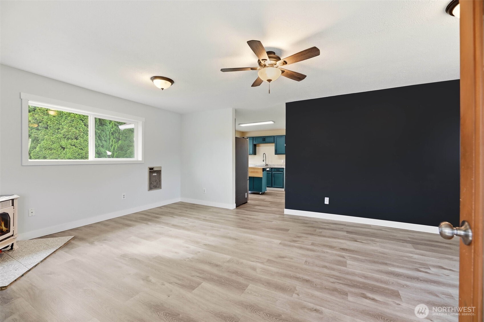 303 Fir Avenue Property Photo 21