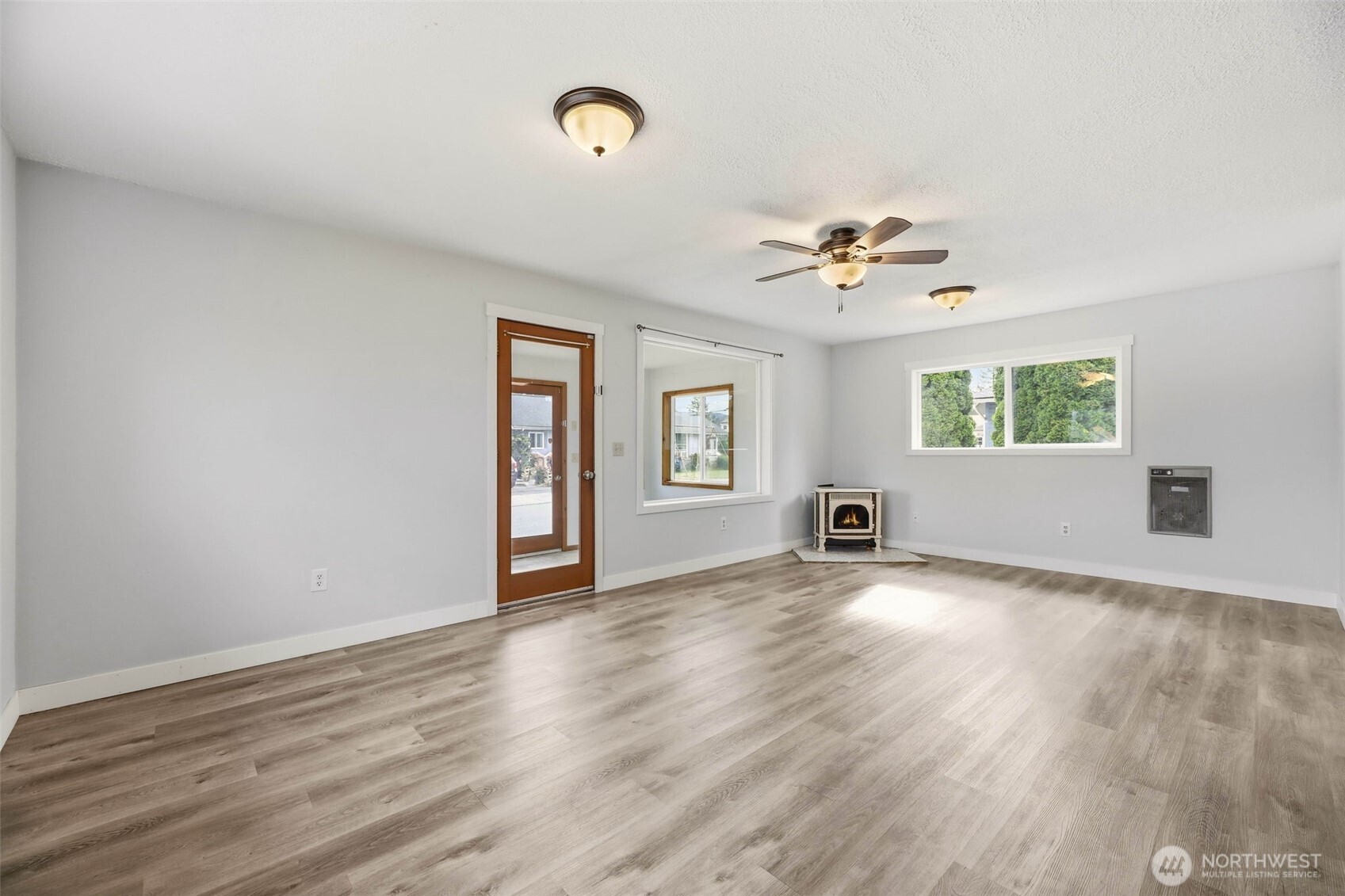 303 Fir Avenue Property Photo 22