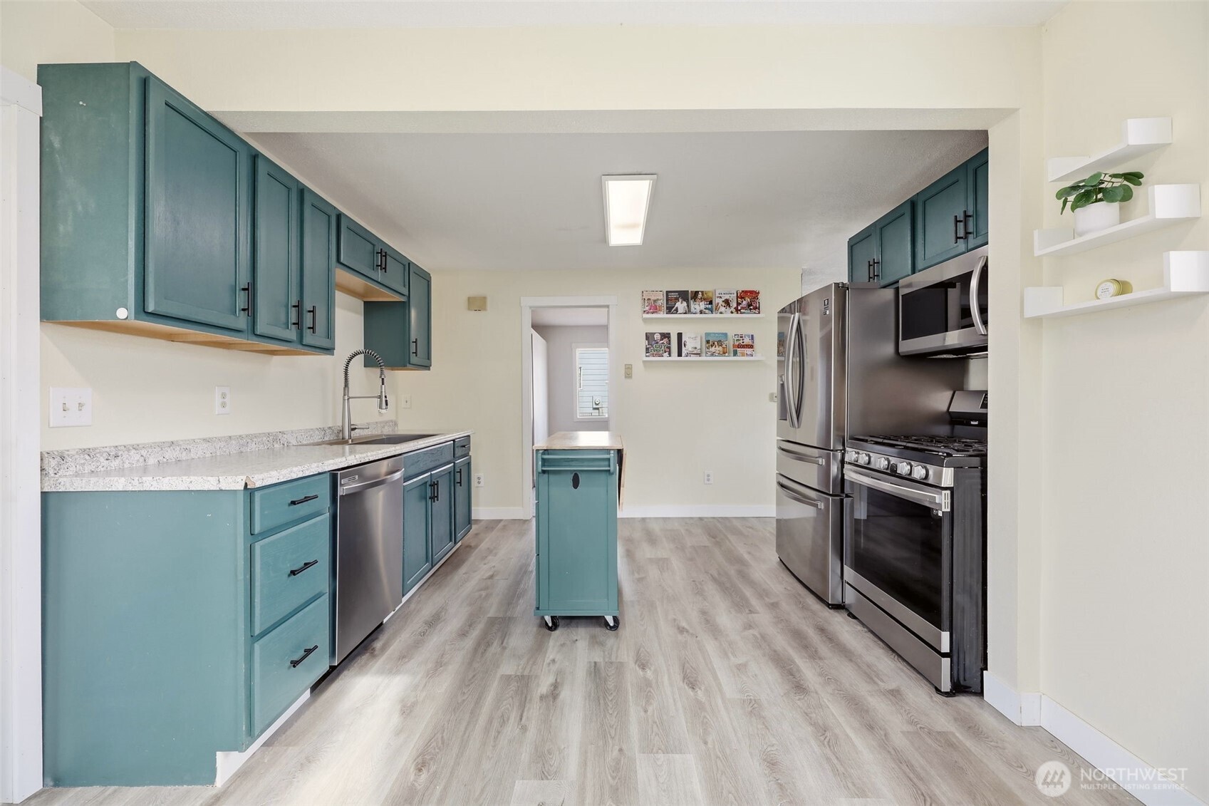 303 Fir Avenue Property Photo 27