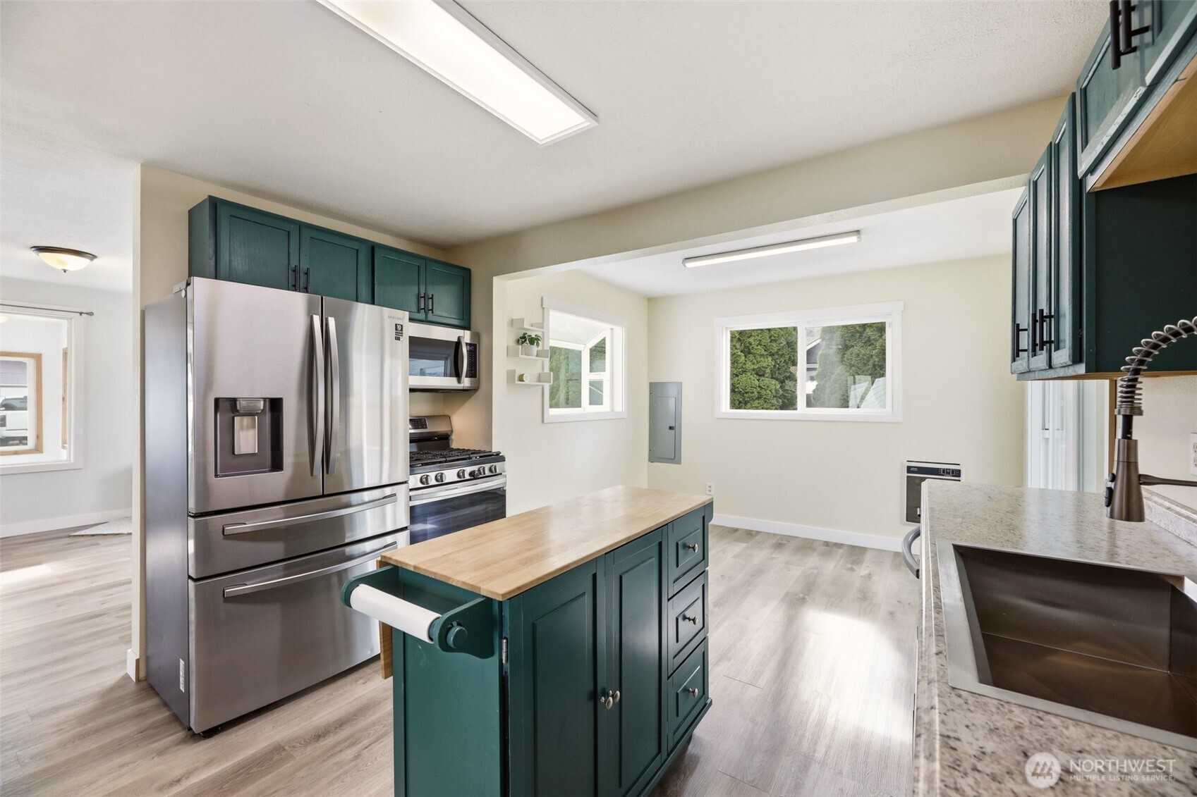 303 Fir Avenue Property Photo 29