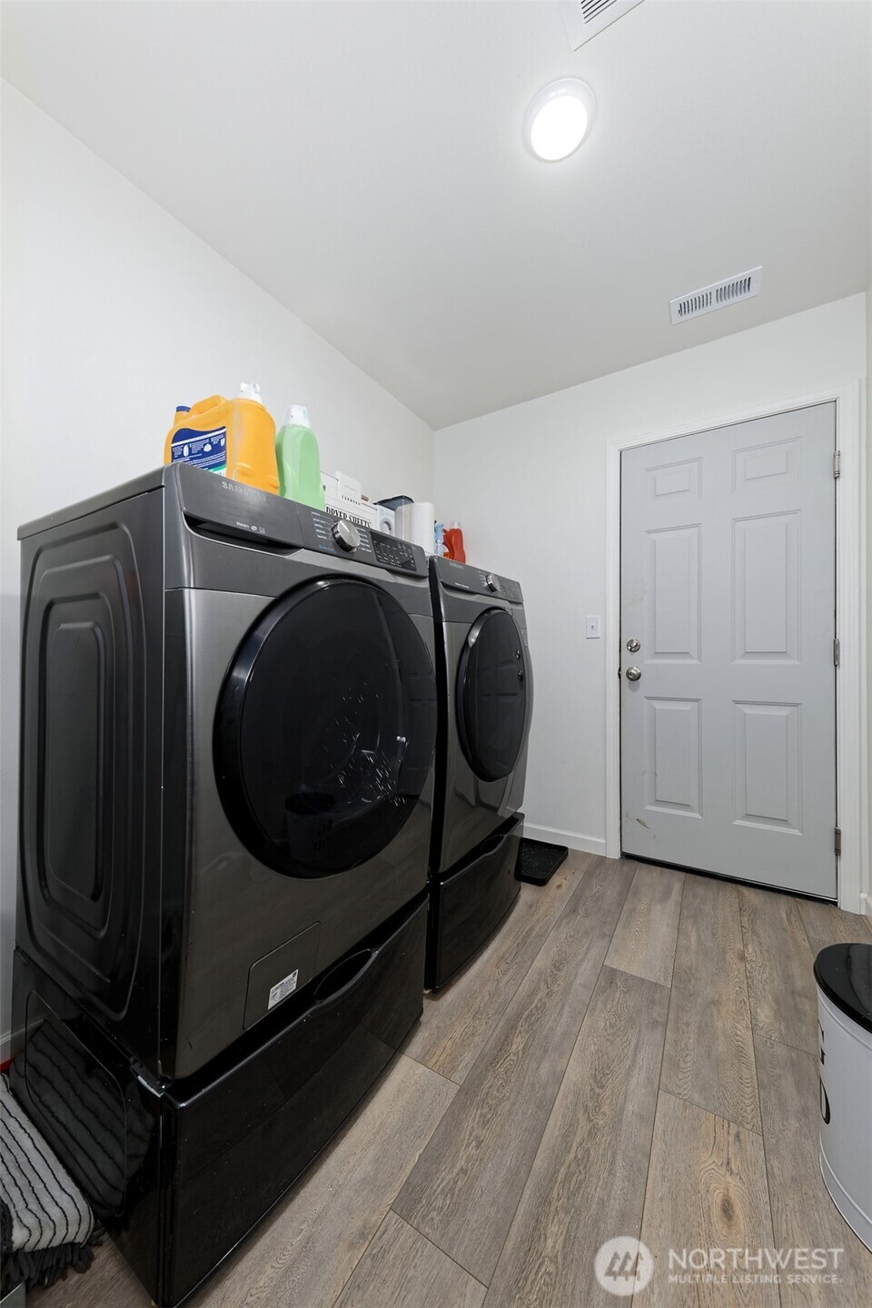 19 Raven Lane Property Photo 22