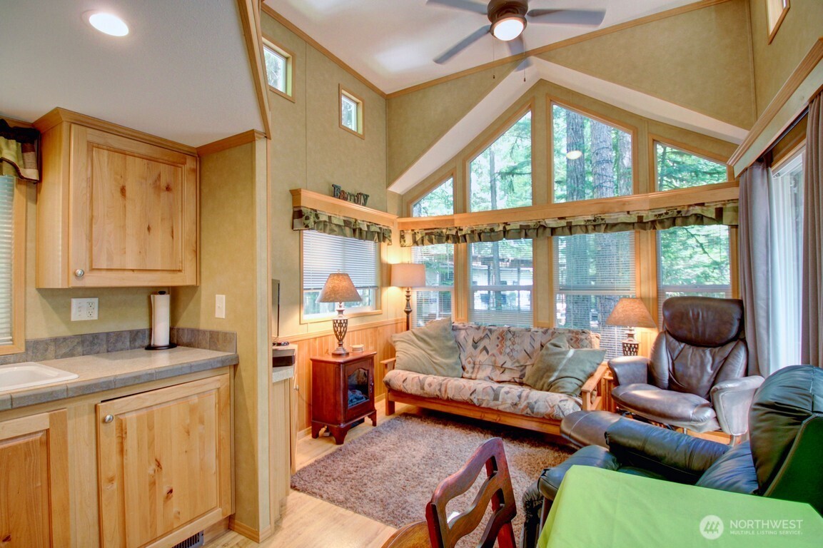 299 6 Schinn Canyon Drive Property Photo 6
