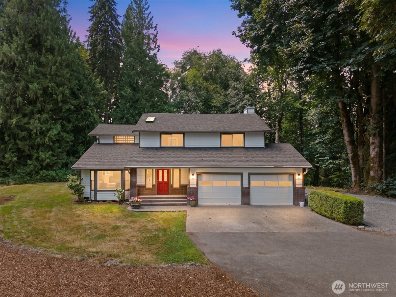 5231 Vine Court Property Photo 1